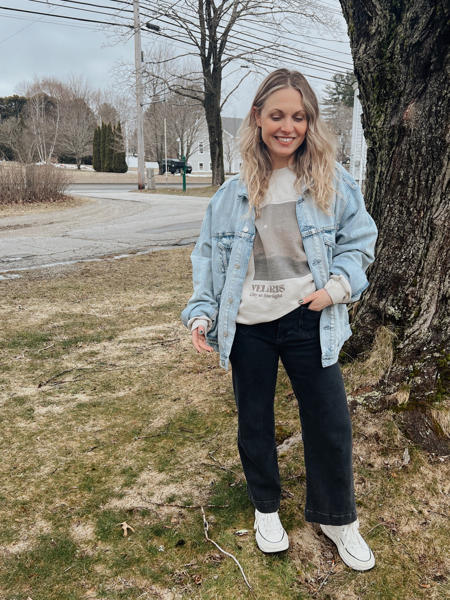 Take me to the City of Starlight✨✨✨ for my book people🤍