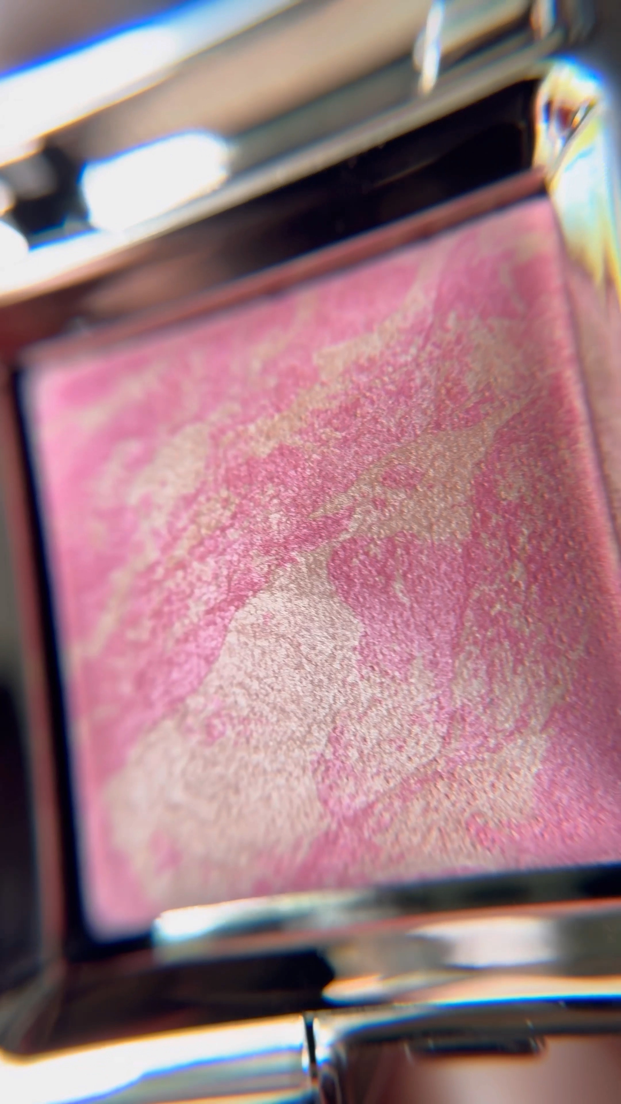 HOURGLASS Mini Ambient Lighting Blush

#LTKFindsUnder50 #LTKBeauty #LTKxelfCosmetics