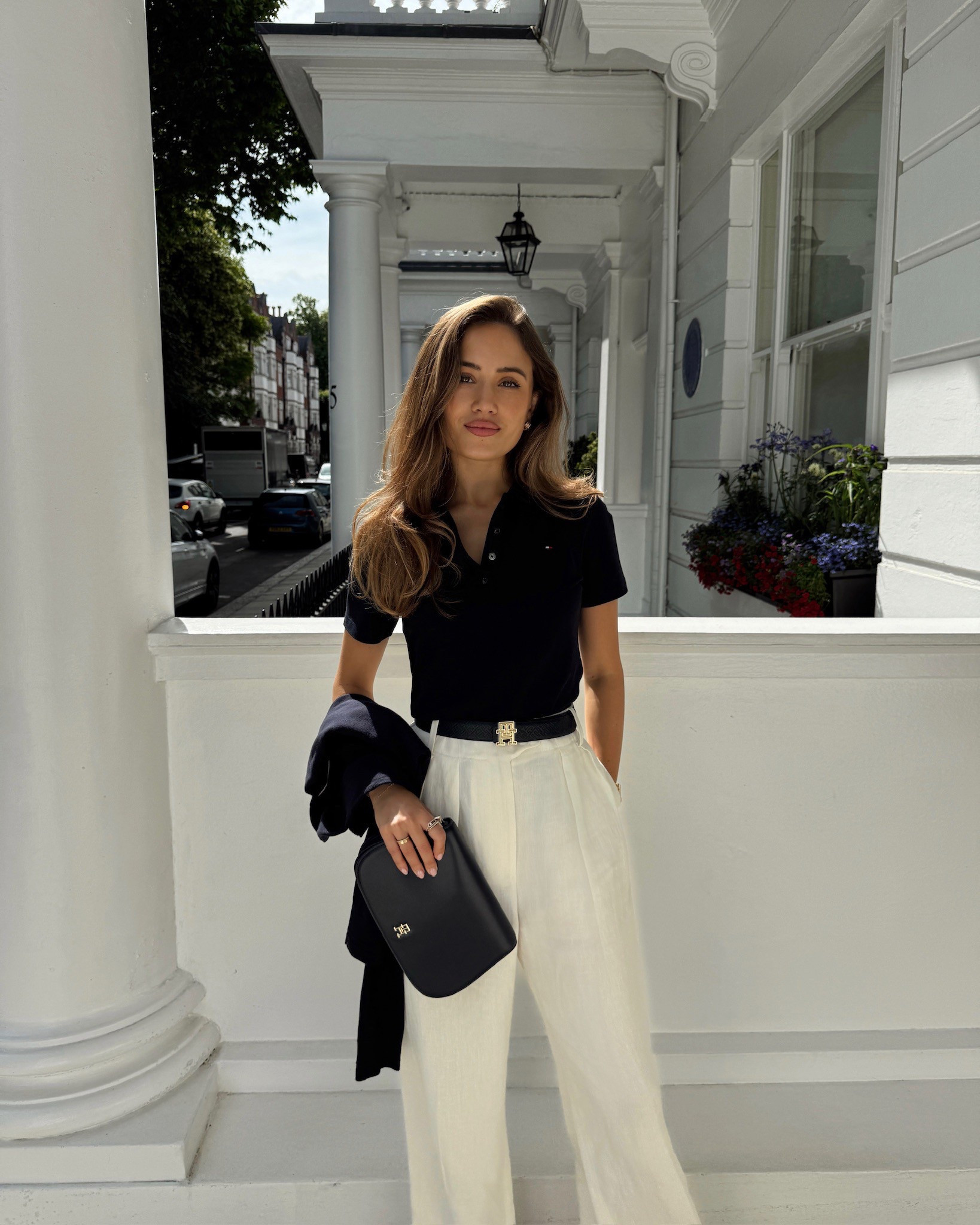 Shades of navy and white for the spring season with a total Tommy Hilfiger look 🤍

#LTKspring #LTKFashionMonth #LTKworkwear