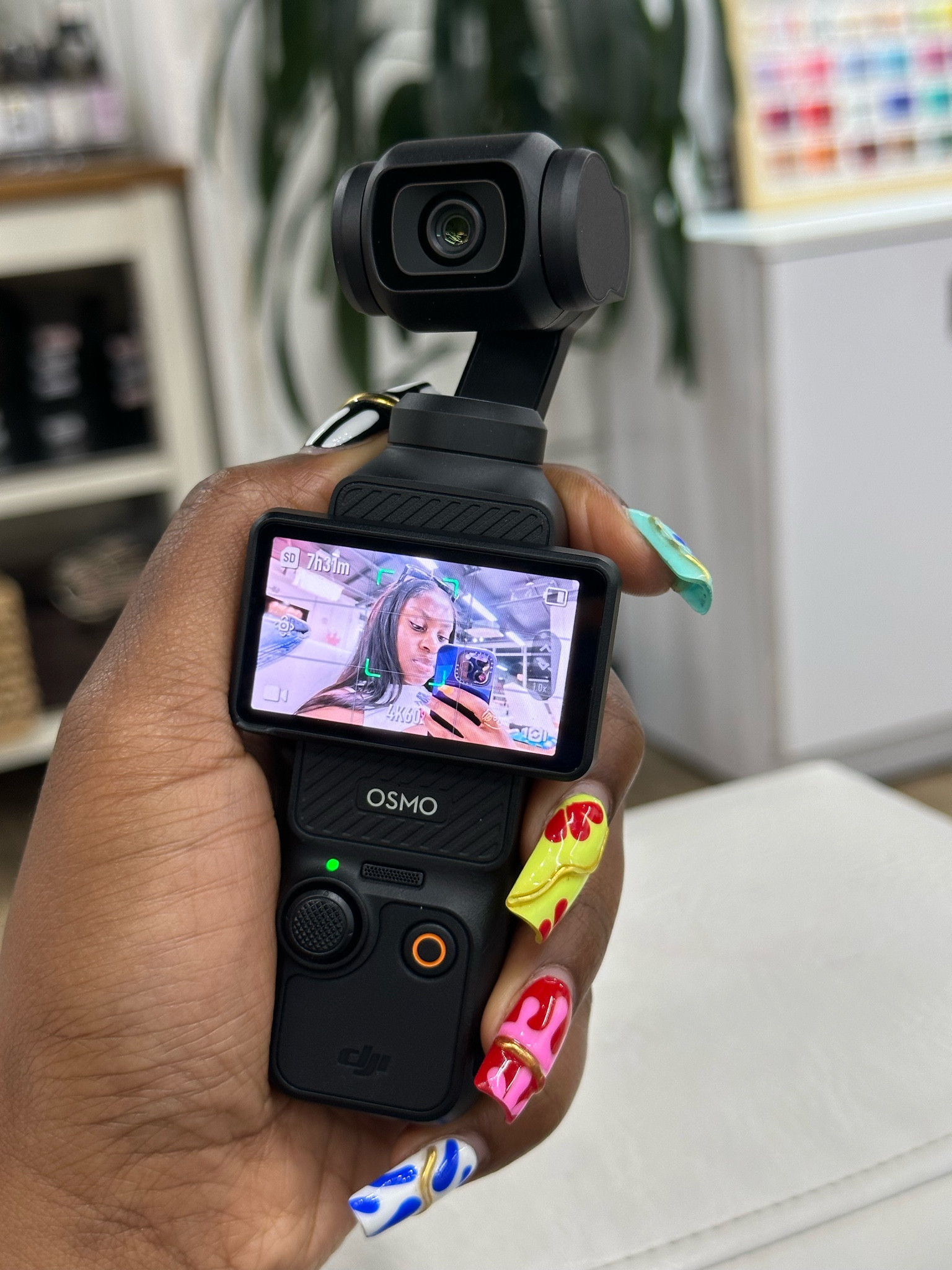My newest vlogging camera
Love it so small and easy to use! 