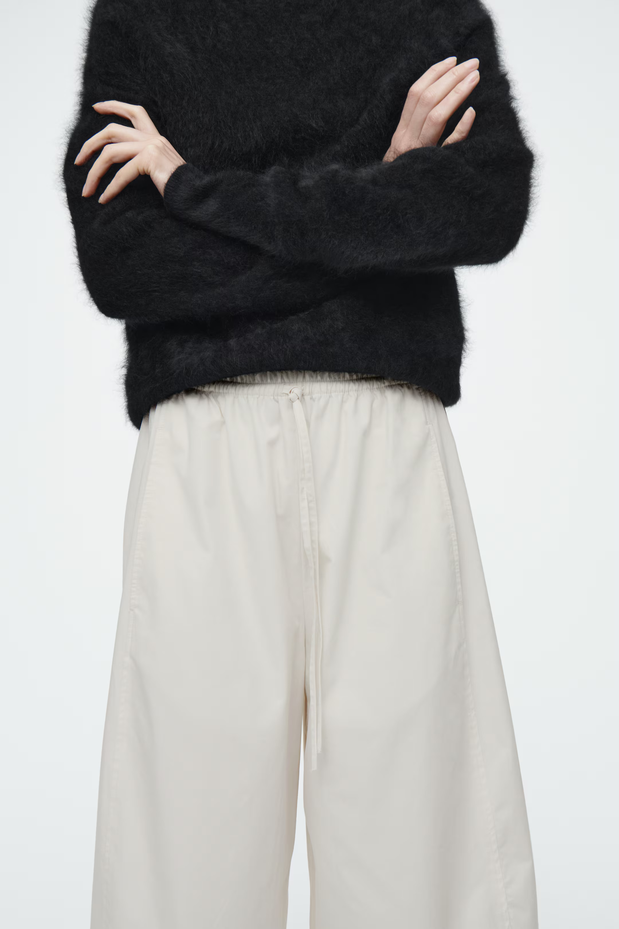 ELASTICATED BARREL-LEG TROUSERS | H&M (UK, MY, IN, SG, PH, TW, HK)