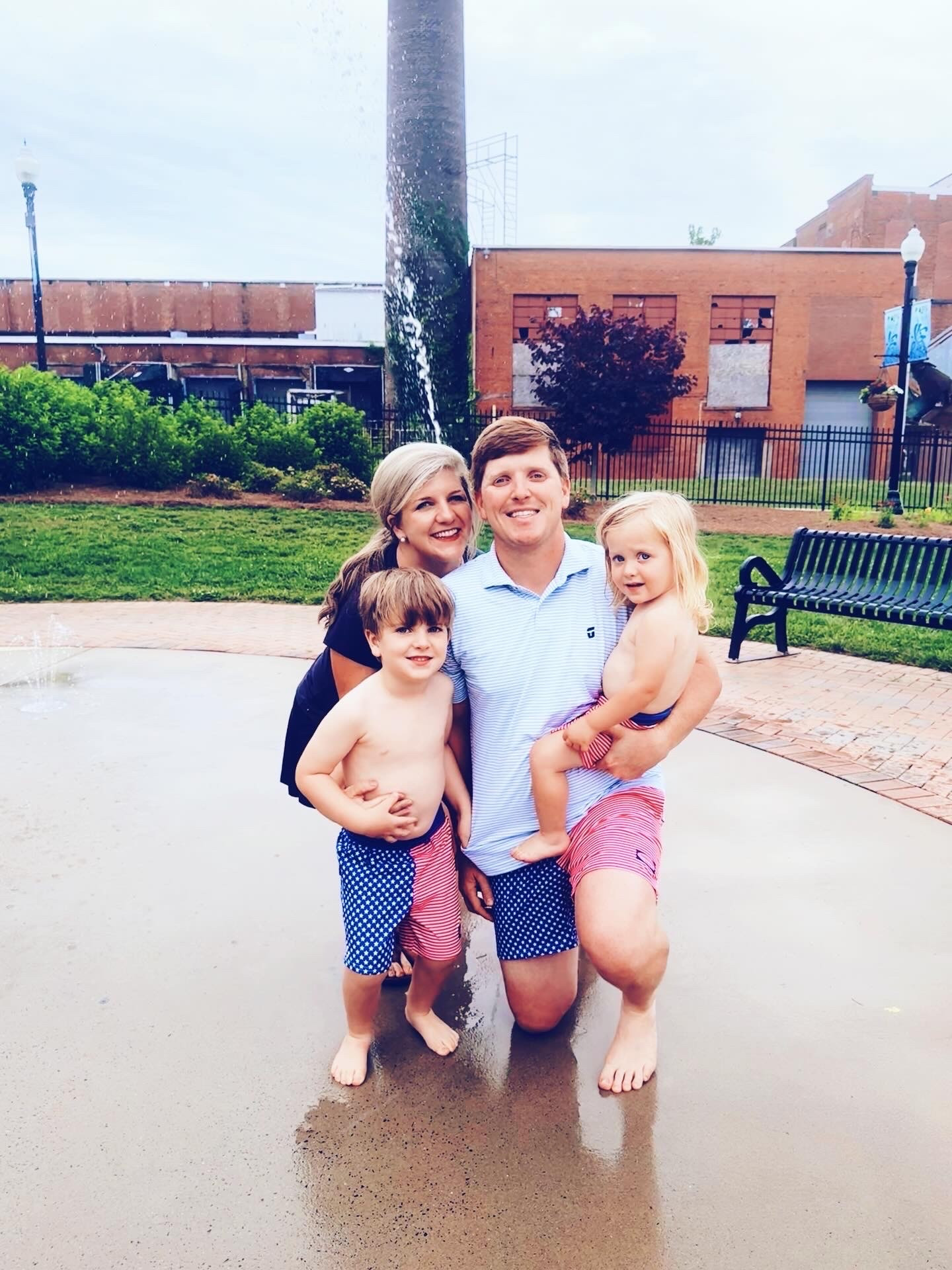And just like that… it’s officially  s p l a s h  p a d  s e a s o n  y’all !!! 💦👶🏼🇺🇸☀️ #firstsplashpadtrip #hellojune #splashpadseason 

I just can’t get over the cuteness 😍 of these little built-in #brotherbesties (& their daddy 🥰🤭) in their matching @vineyardvines Americana 🇺🇸 swim trunks 🩳, y’all!! 👶🏼🩵👶🏼 #americanasummer