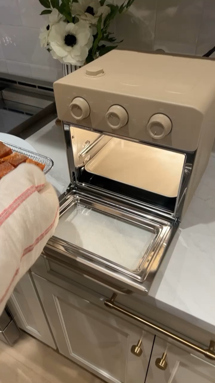 Fav non toxic cookware kitchen household items fall sale 
Air fryer on SALE. I love the look and it cooks everything 

#LTKSaleAlert #LTKFallSale #LTKHome