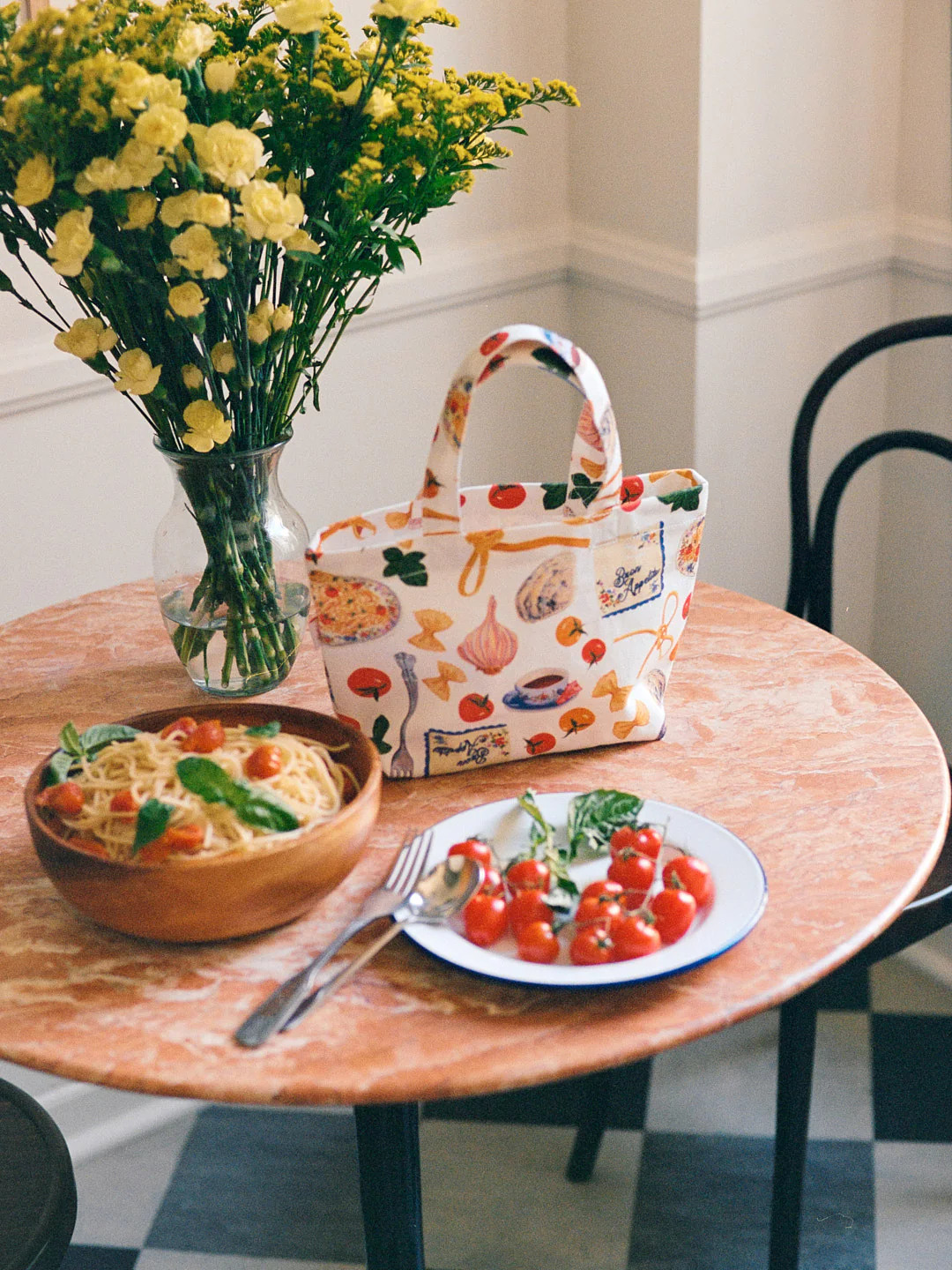 Baby Tote
                  
                  Lisa Says Gah | Lisa Says Gah