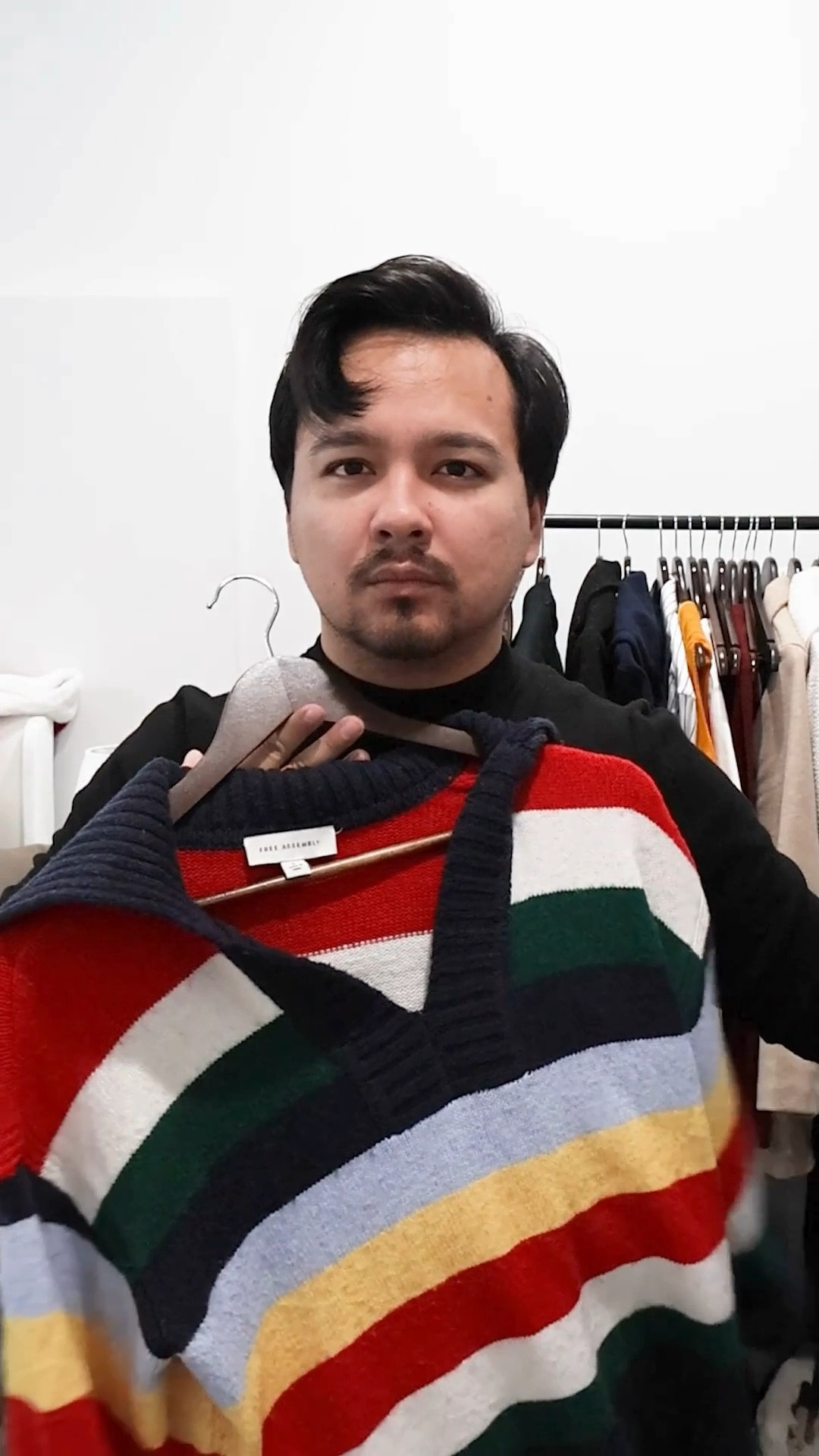 Clean and fresh clothes are always in style. 🧺✨ 
@dropps keeps my clothes fresh without the mess—and proves that keeping it clean is for everyone.
#dropps #CleanClean #SustainableLiving #MensStyle