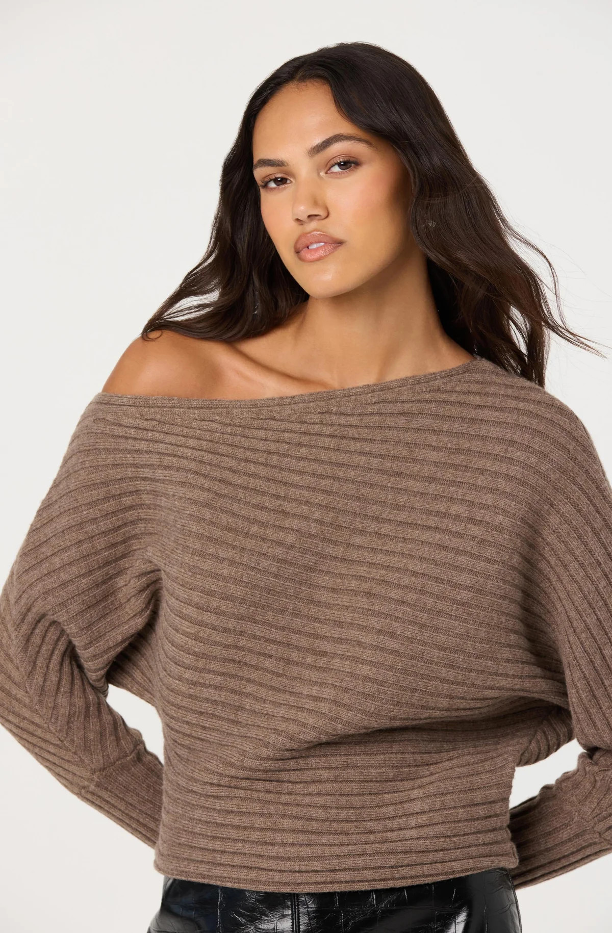 Samaria Off Shoulder Dolman Sweater - Mocha / XS | ASTR The Label (US)