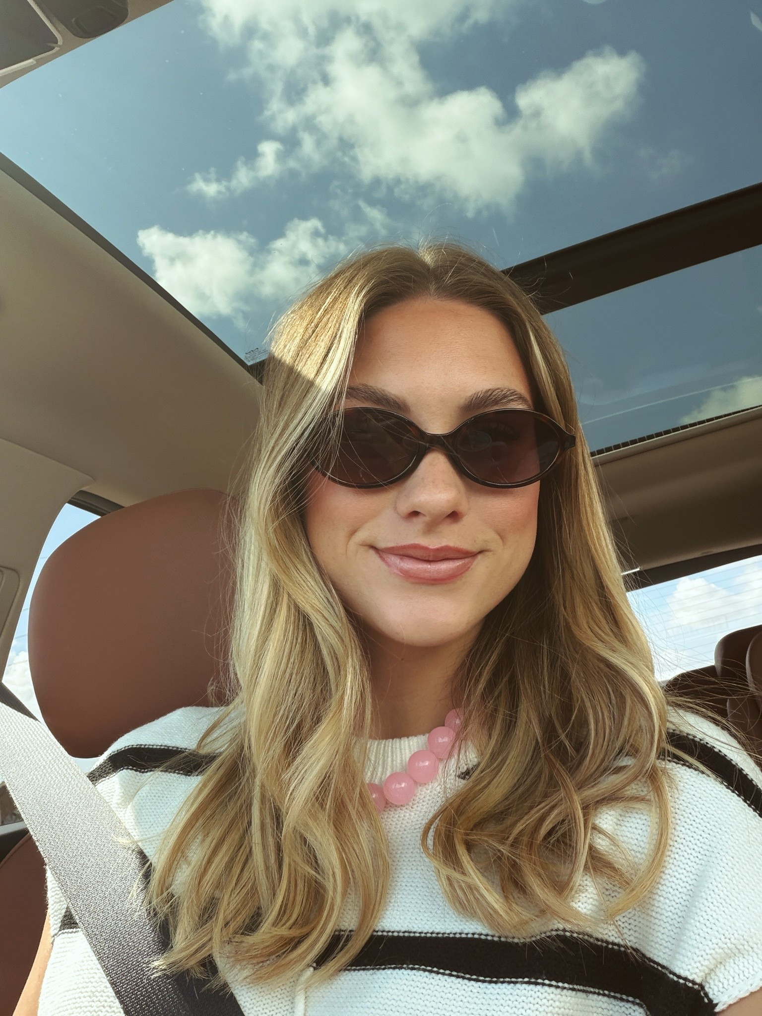 Necklace & sunnies 💖

#LTKootd