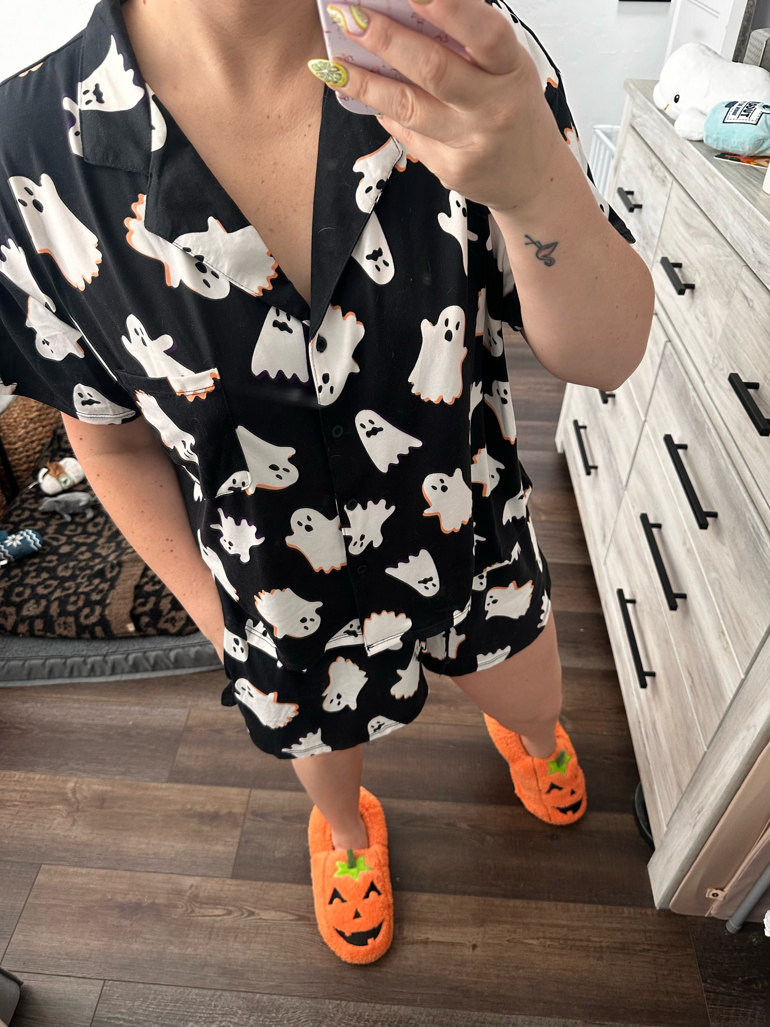 Halloween pajamas. Ghost pajamas. Affordable pjs. Halloween slippers.

Size: M (TTS) | M slippers

#LTKOver40 #LTKFallSale #LTKFindsUnder50