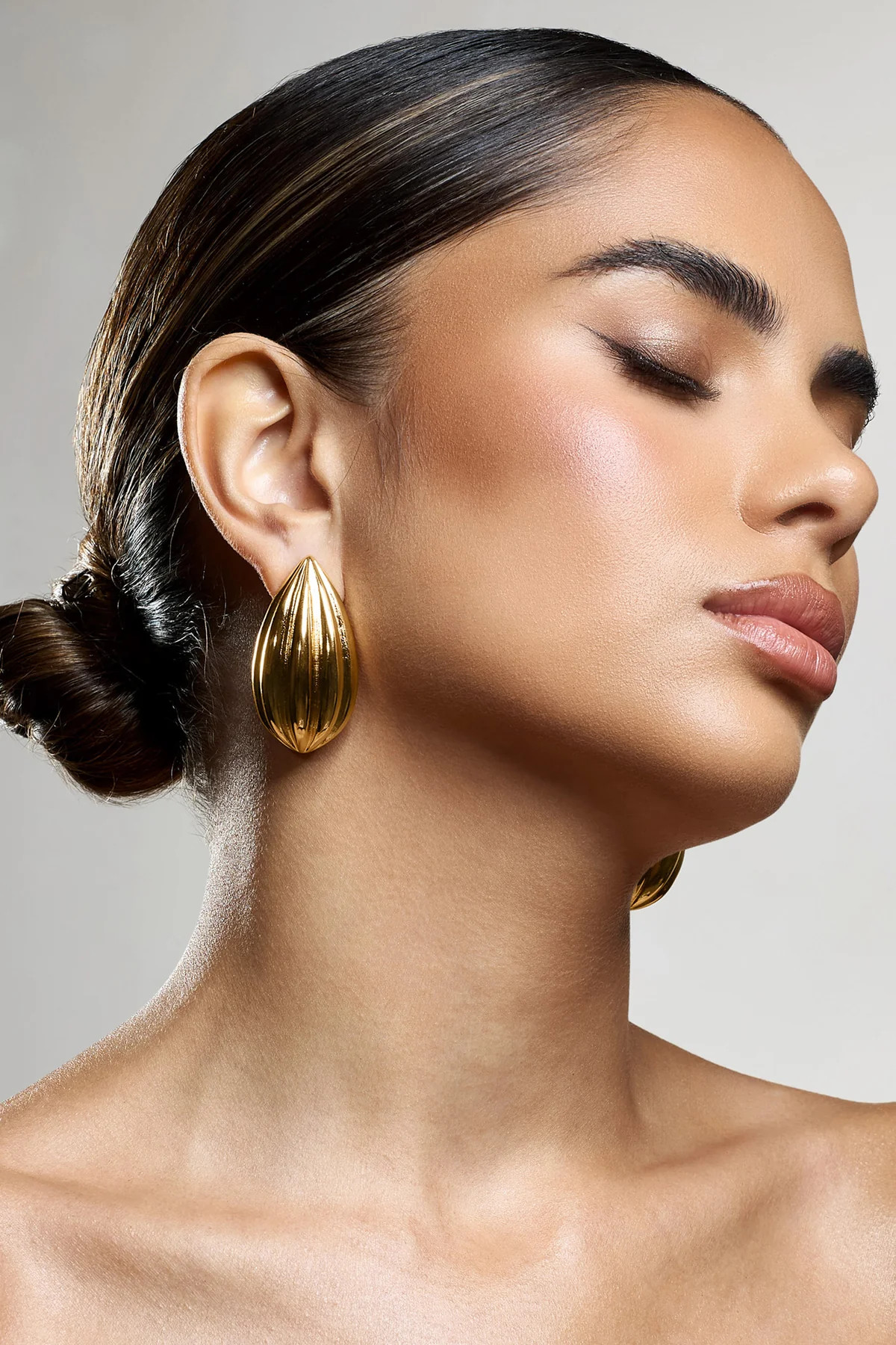 Hollis | Gold Statement Teardrop Earrings | Club L London