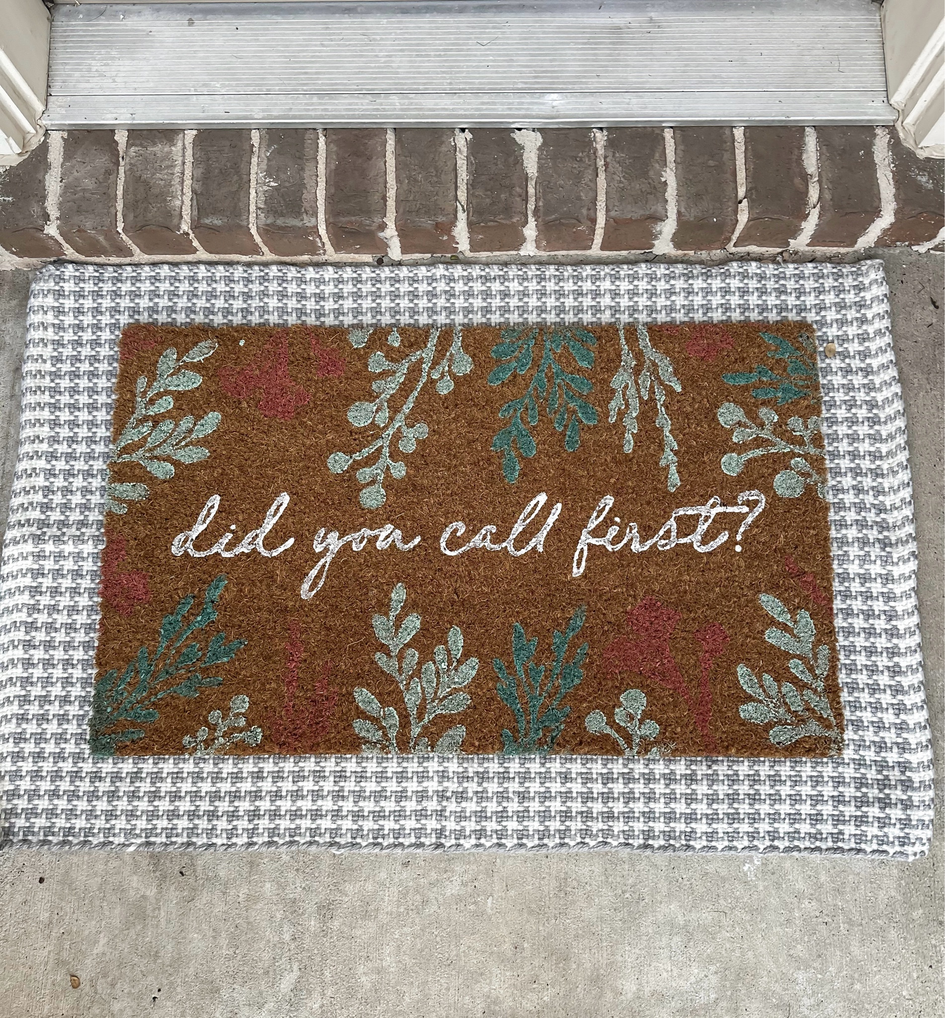 Welcome mat or maybe not welcome mat 🤭


Affordable home
Spring home finds
Walmart home
Walmart finds
Texas home
Front porch
Spring refresh 

#LTKFamily #LTKFindsUnder50 #LTKSeasonal