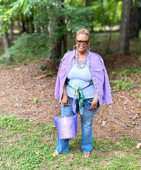Lilac has been a favorite for me this spring. How about you? Loving lilac? 

#LTKcurves #LTKSeasonal #LTKitbag