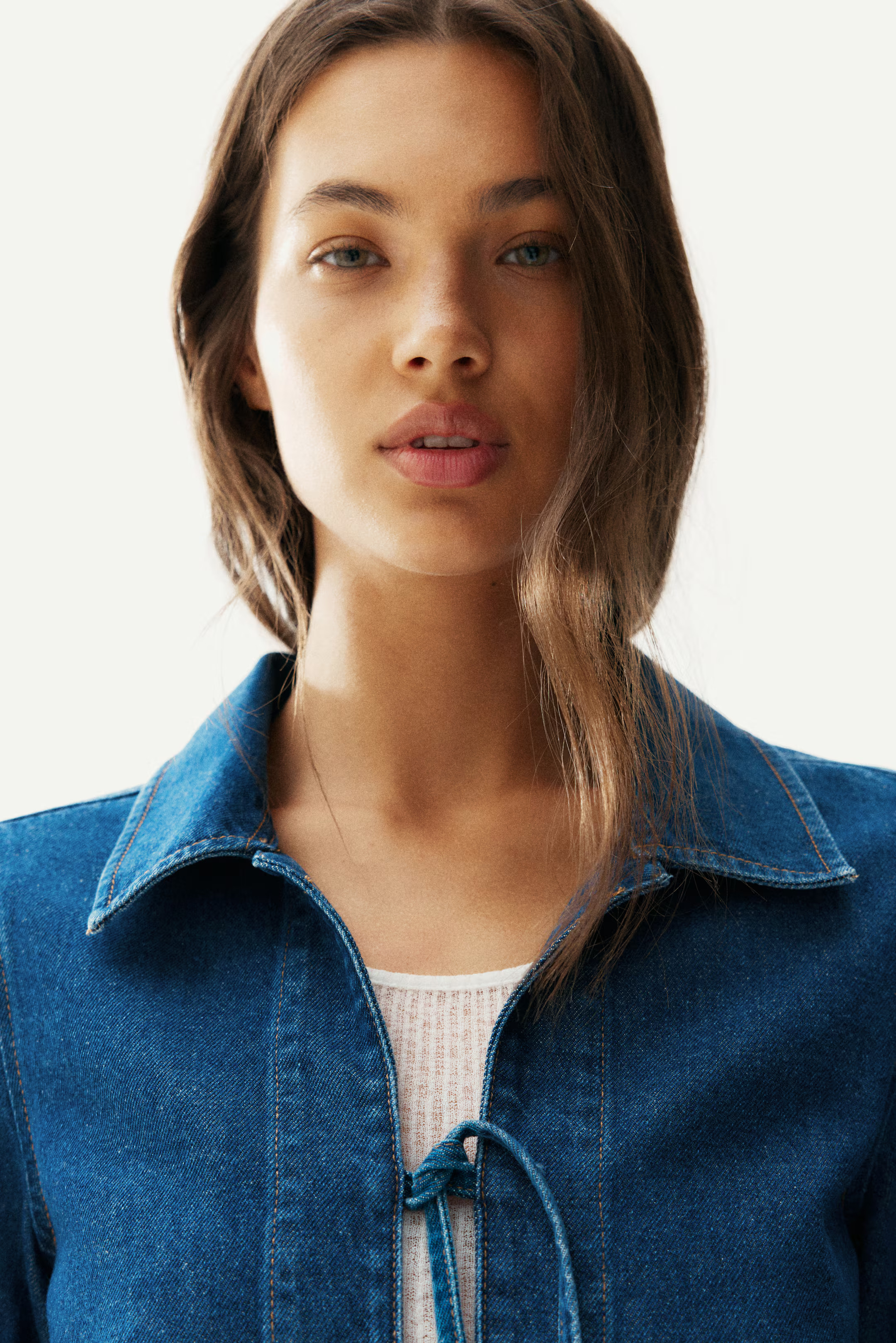 Tie-front denim jacket | H&M (UK, MY, IN, SG, PH, TW, HK)