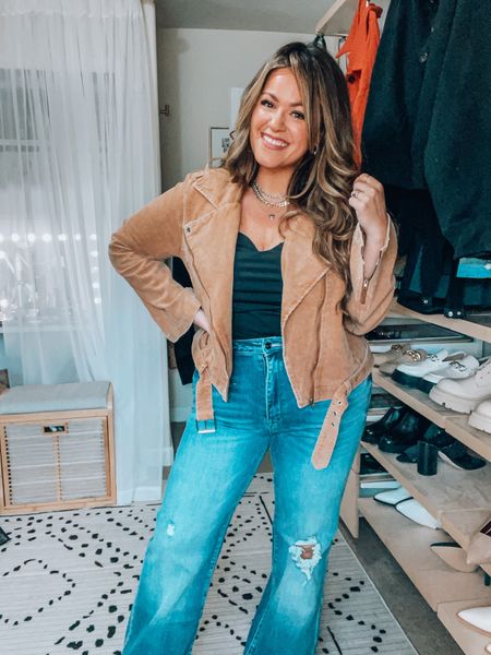 Fall midsize outfit idea 
Size 14 style 
CODE: 20TARYN 
Lightweight stretchy corduroy Moro jacket 2xl (sized up for room to layer and room in the arms I have thick arms) 
Flare jeans have great stretch. I love these size 15 (I’m 5’6” and they are a little long 

#LTKcurves #LTKSeasonal #LTKsalealert