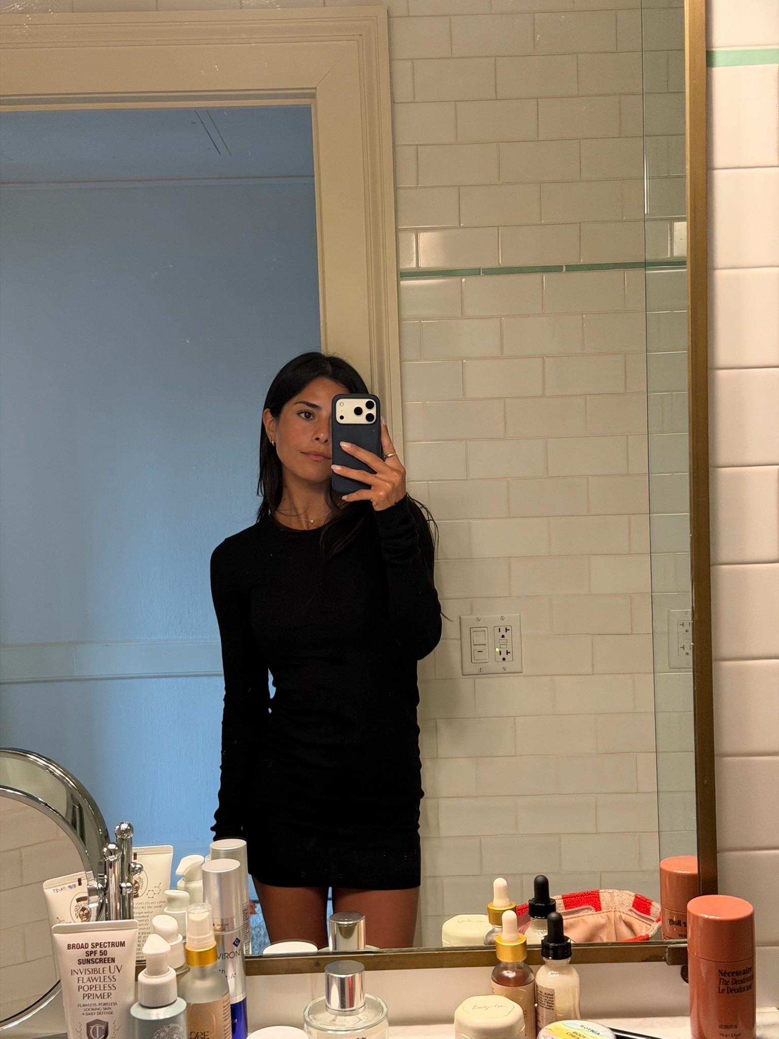 Comfortable long sleeve crewneck mini dress 🖤

#LTKootd #LTKgrwm #LTKdayinmylife