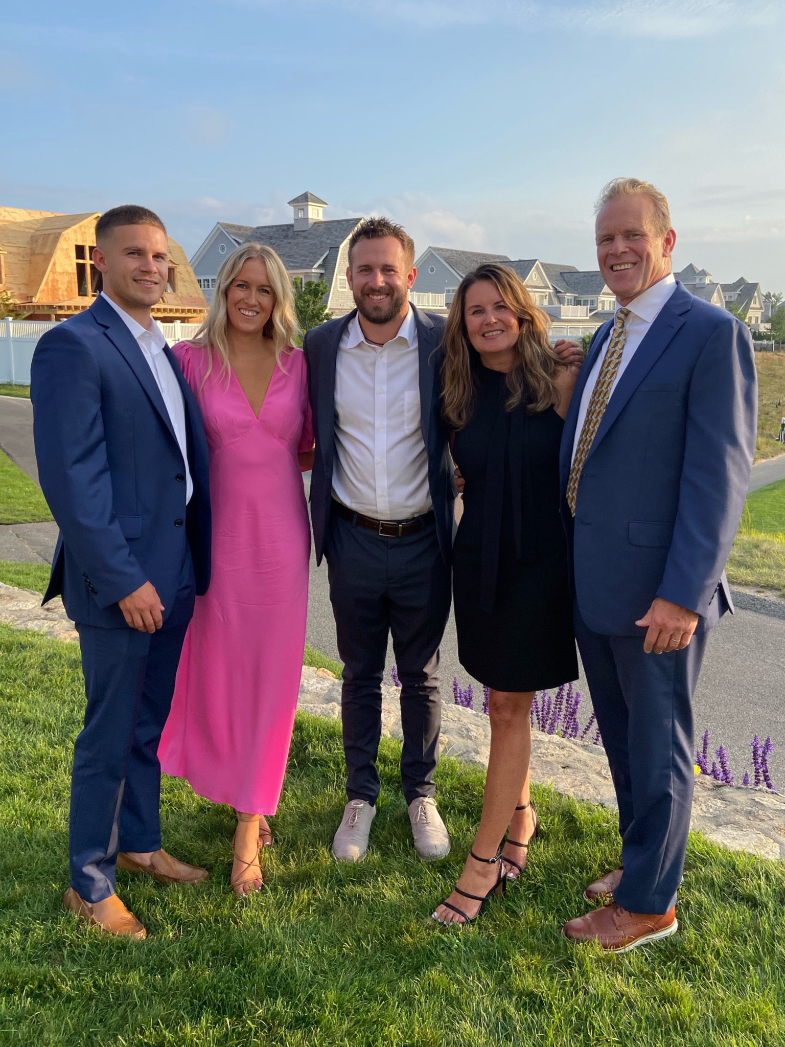 my favorite wedding guest dress of last year is under $30 right now!!


#LTKxTarget #LTKsalealert #LTKfindsunder50