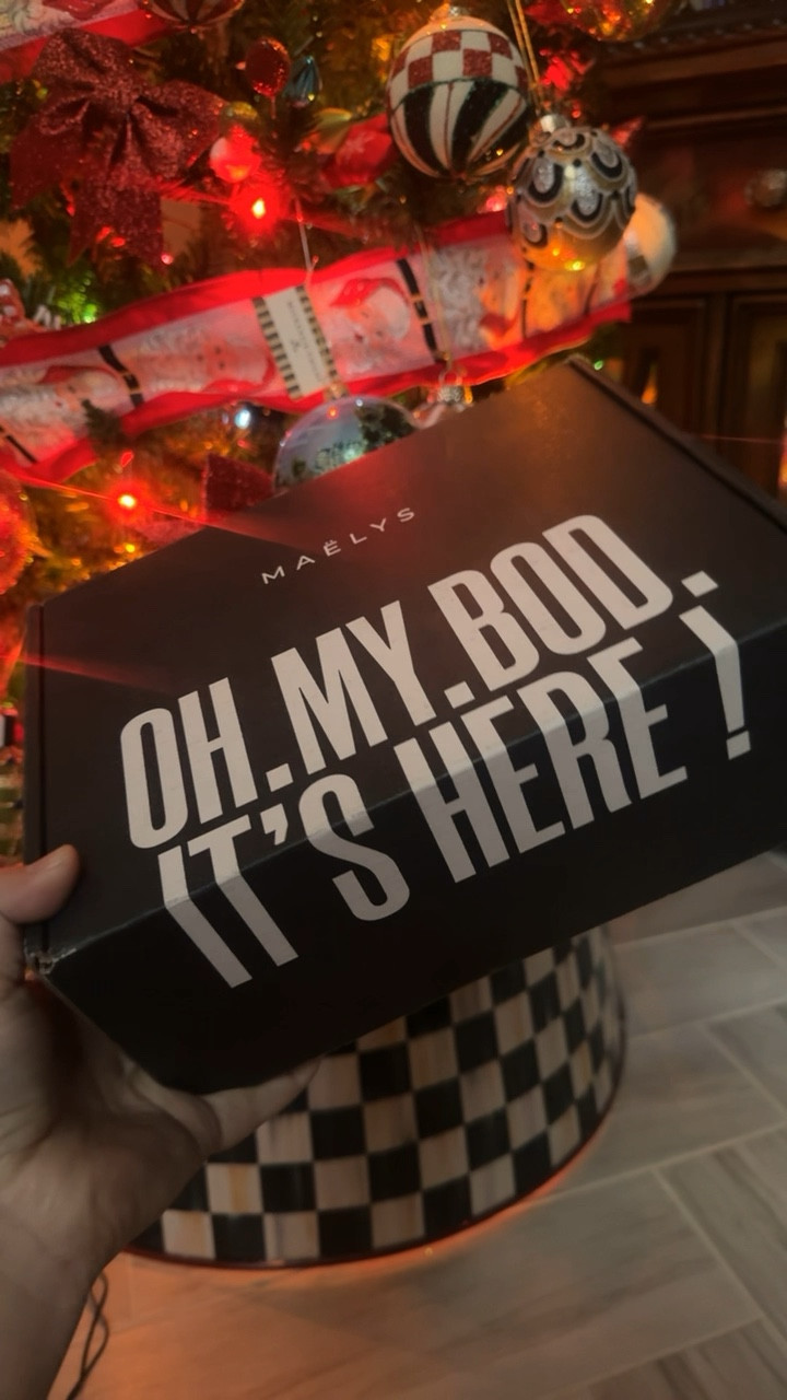 @maelys_cosmetics gifted this set to me and I have to be honest… I cannot wait to try it all! 
I have heard such amazing things about their products and with my weight changing my skin needs all the help it can get! #livinglargeinlilly #maelys #gift #skincare #cellulite 

#LTKCyberWeek #LTKGiftGuide #LTKBeauty