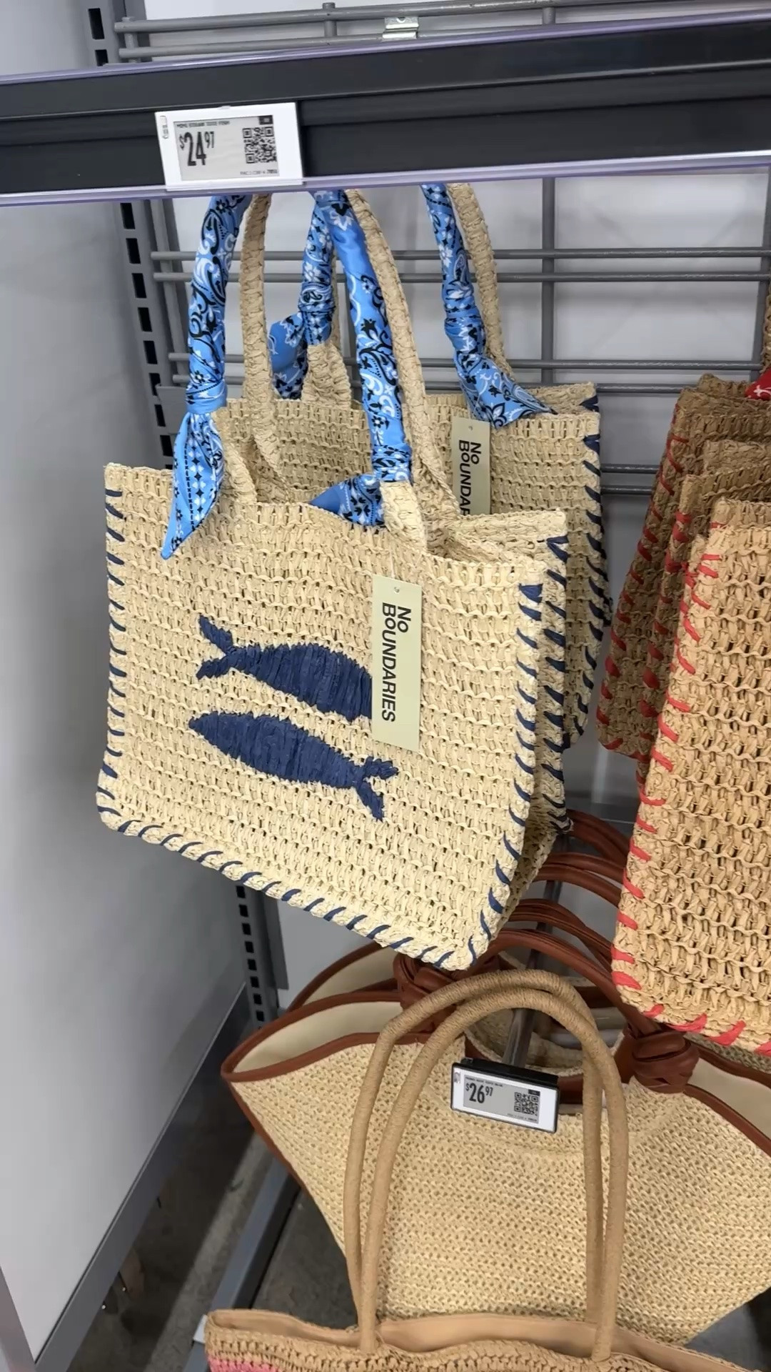 Cute tote bags under $25

#LTKdayinmylife #LTKootd #LTKgrwm