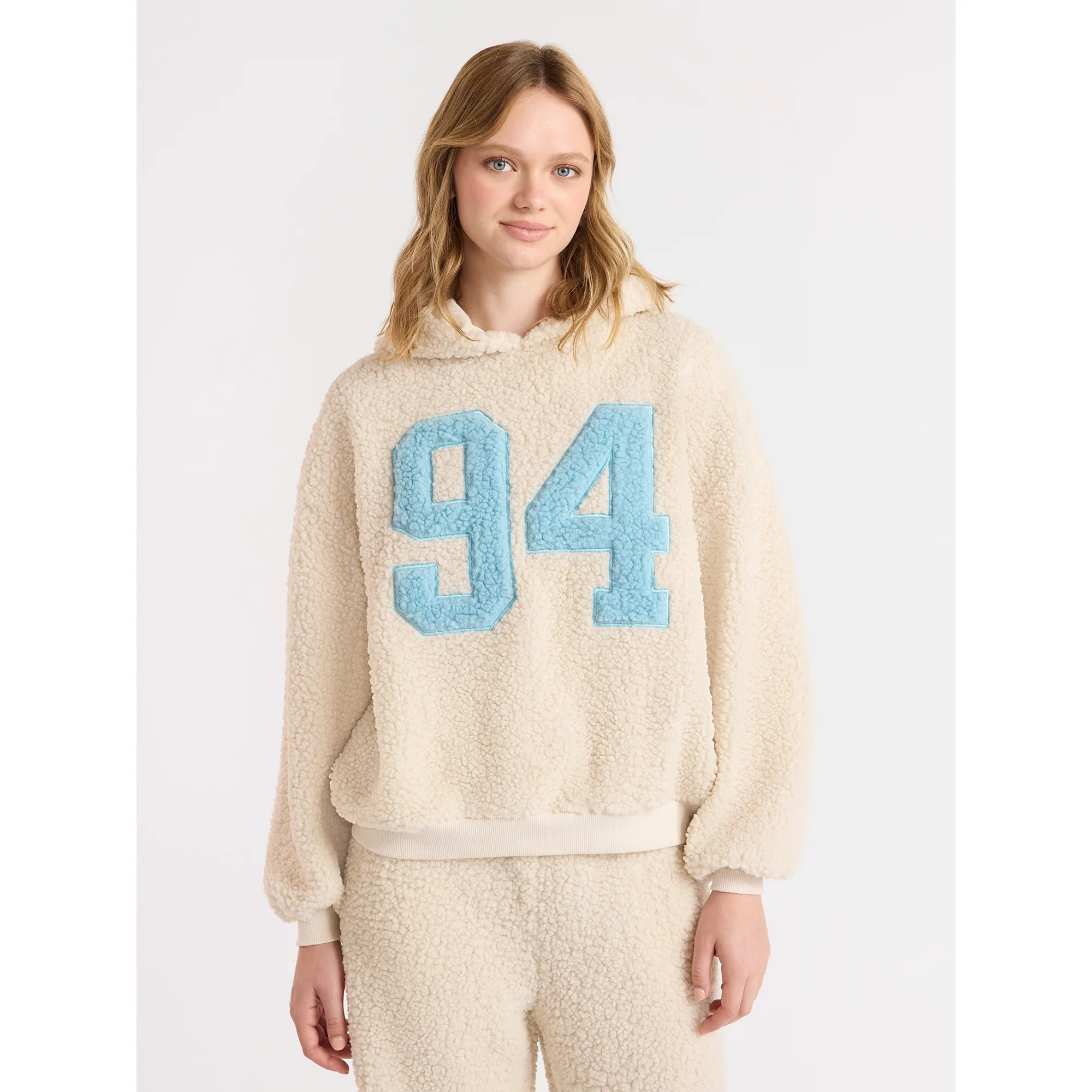 No Boundaries Embroidered Plush Pullover Hoodie, Women's | Walmart (US)