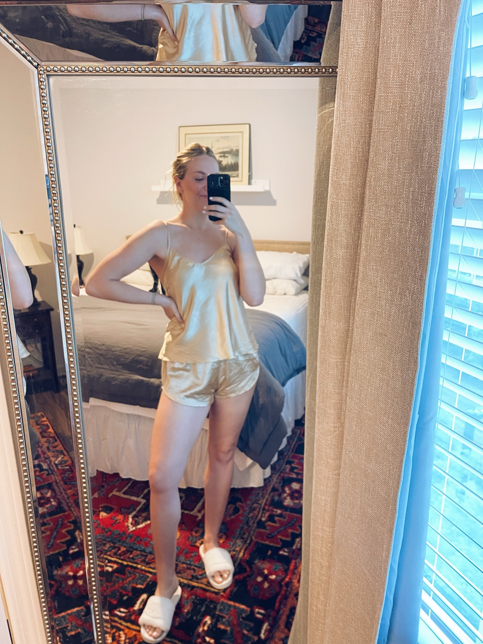 I got this FIVE piece pajama set for my sister’s wedding getting ready for $35…. And the quality is actually so good! 🥂

Pajama set. Women’s pajamas. Amazon pajamas. Amazon find. PJ sets  

#LTKfindsunder50 #LTKwedding