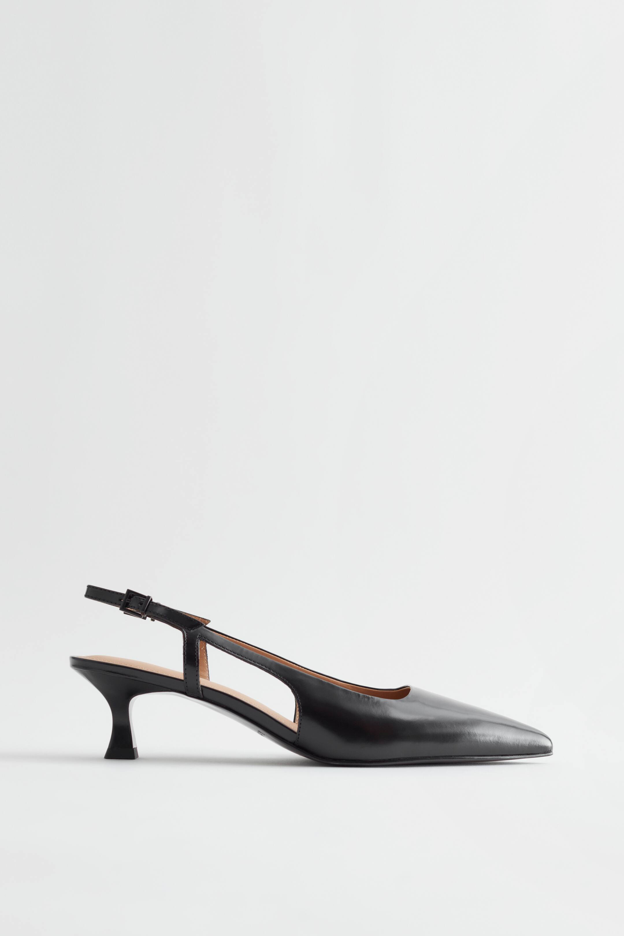 Pumps aus Leder mit Fersenriemen | H&M (DE, AT, CH, NL, FI)