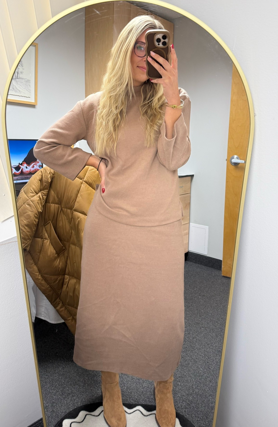 Old navy cozy skirt and sweater set😍🧸

#oldnavy #winteroutfit #cozyoutfit 

#LTKWorkwear #LTKSaleAlert #LTKootd