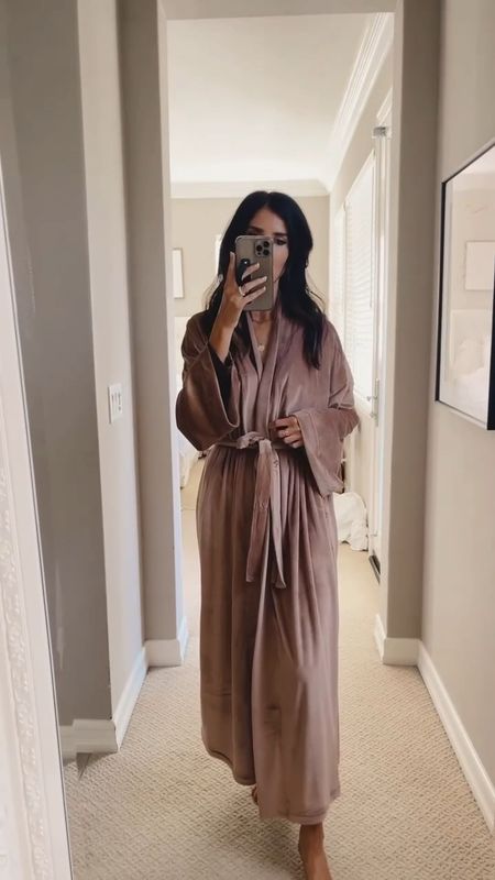 I’m just shy of 5’7 wearing the size XS robe. Runs naturally oversized, robe, StylinByAylin 

#LTKstyletip #LTKSeasonal