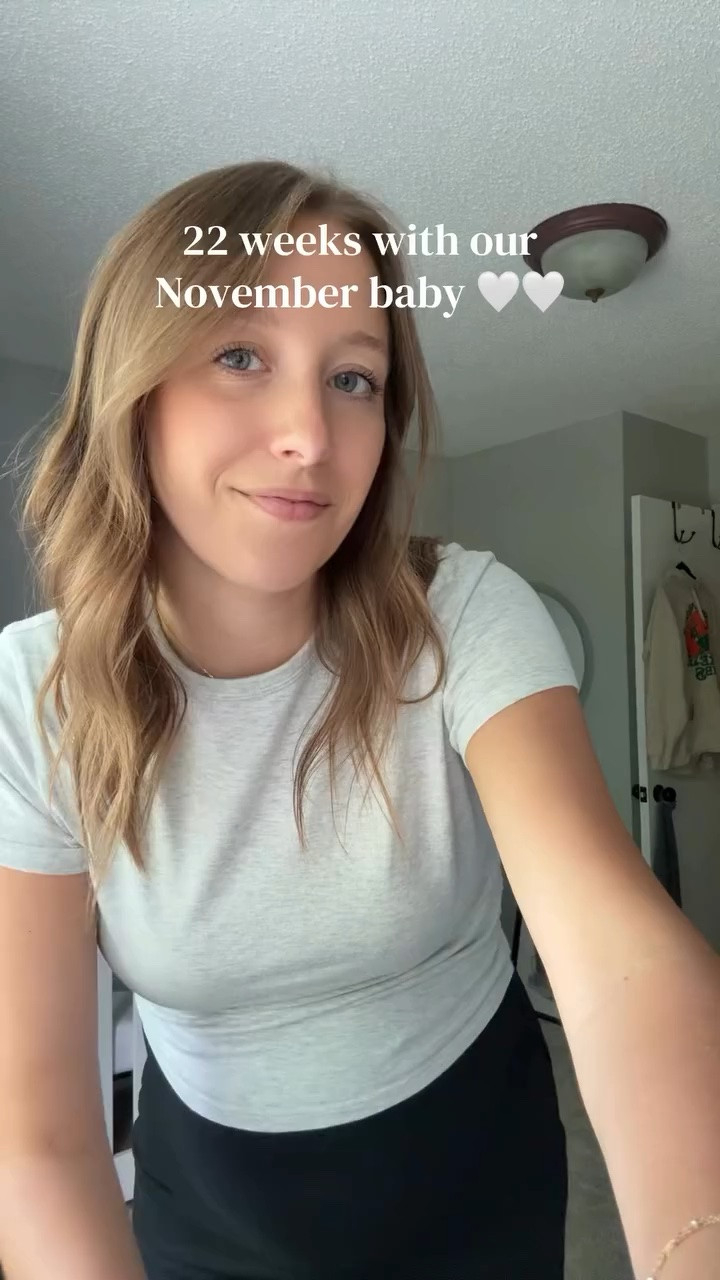22 weeks with our little papaya 🤍🤍 #22weekspregnant #pregnant #pregnancy #bumpdate #firsttimemom

#LTKmomlife #LTKdayinmylife