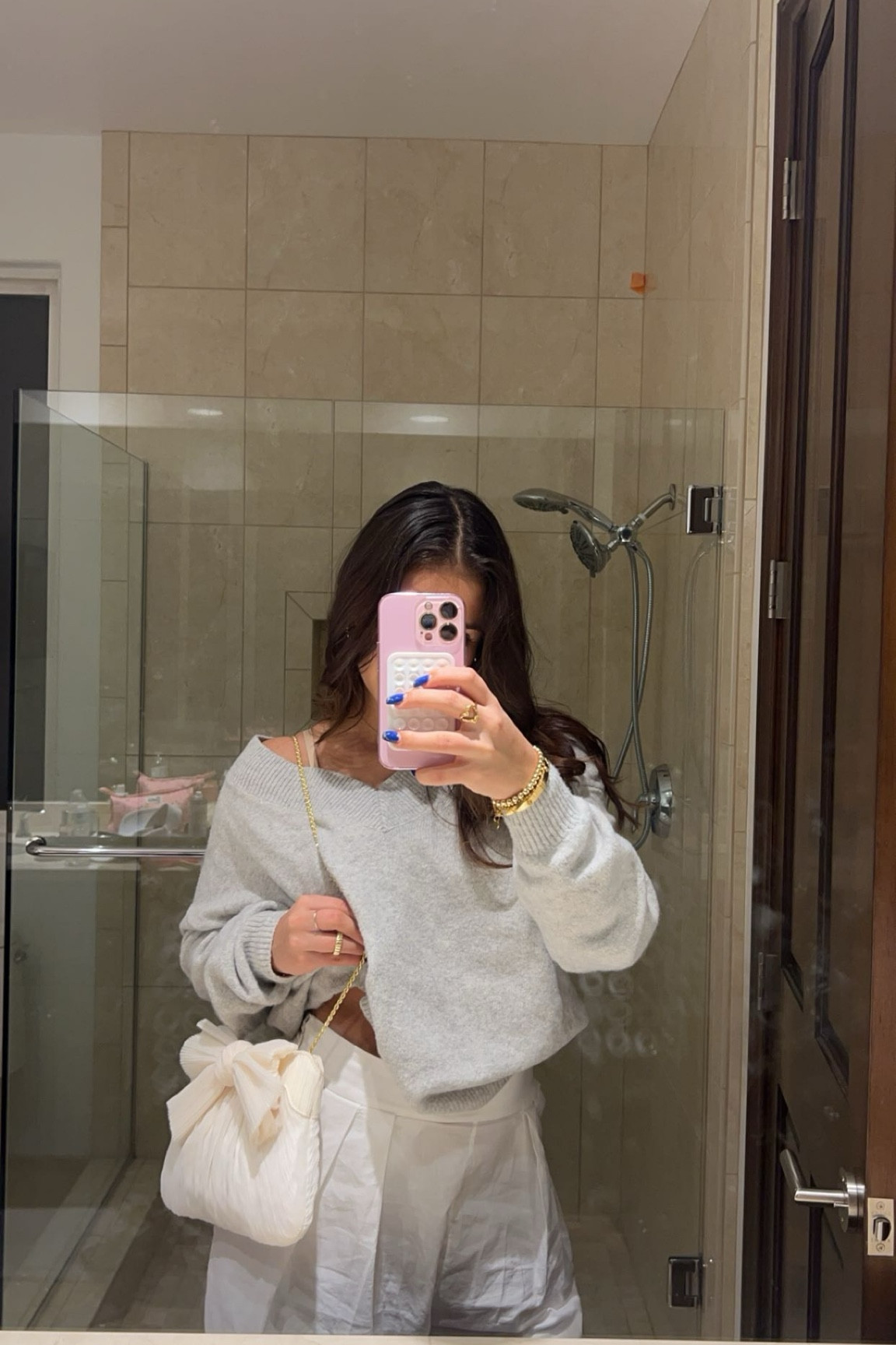 dinner outfitt
sweater: large
pants: it comes in a set but size small

#LTKSeasonal #LTKworkwear #LTKitbag