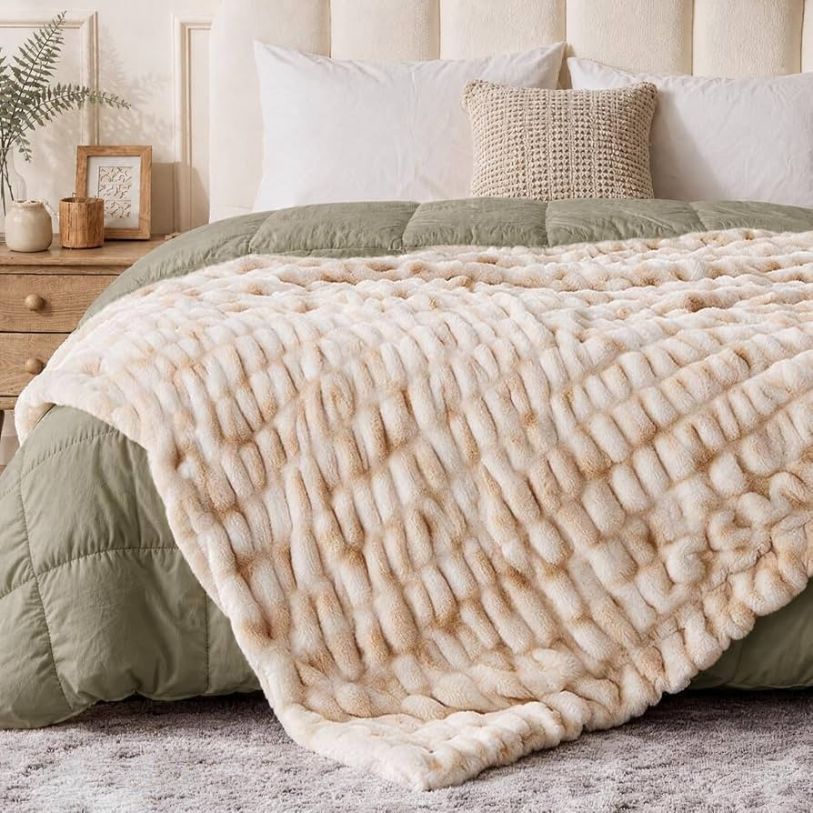 Double Sided Ruched Faux Rabbit Fur Throw Blanket,50x60 CaramelCream | Amazon (US)