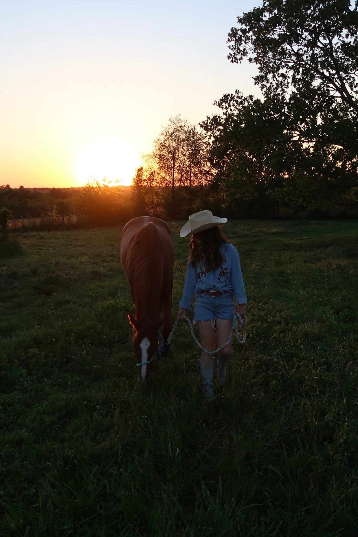 @Wrangler #ad if you forgot to get mom a gift send her a wrangler gift card or shop my favs! So many good pieces!

#LTKMothersDay #LTKootd #LTKmomlife