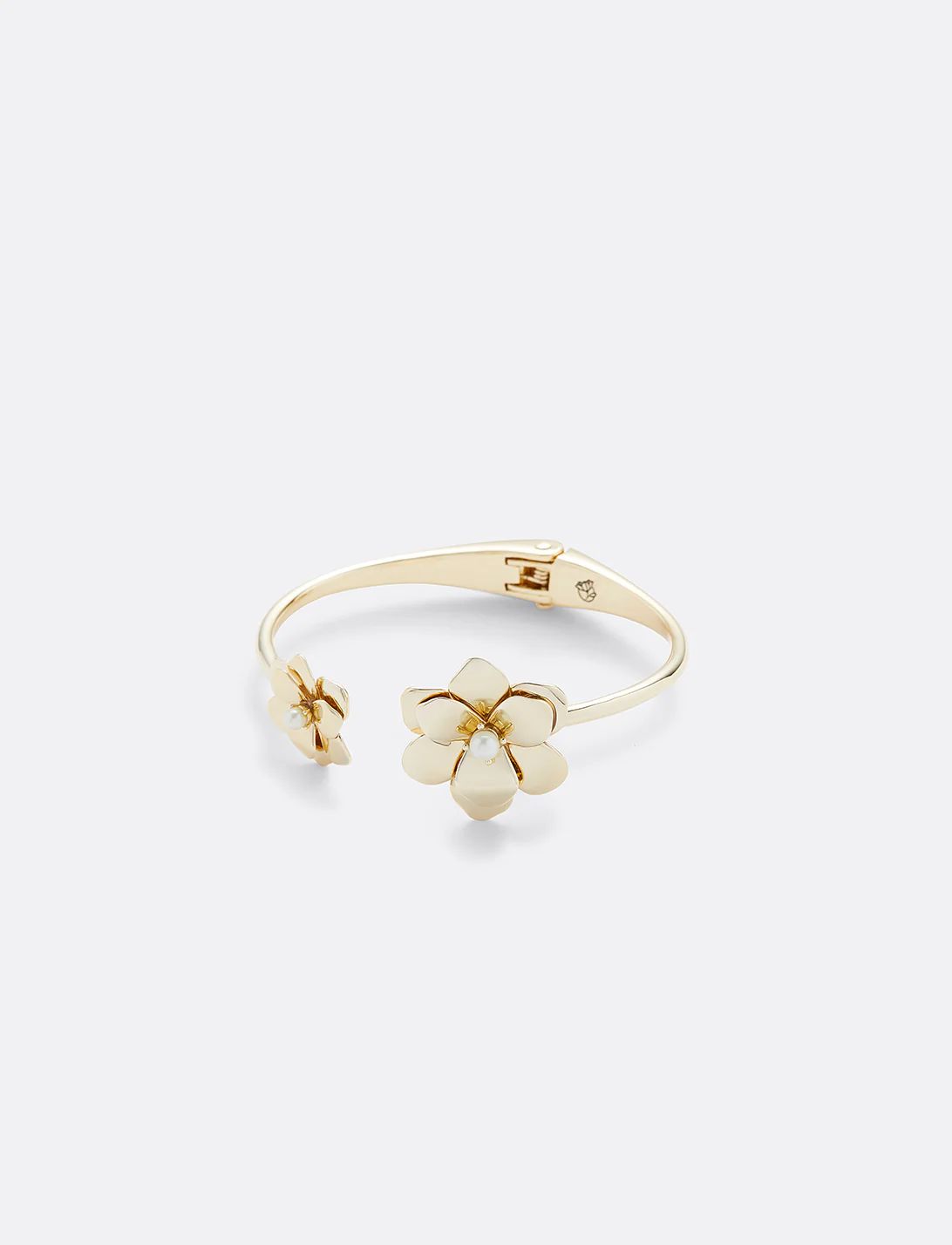 Magnolia Hinge Cuff | Draper James (US)