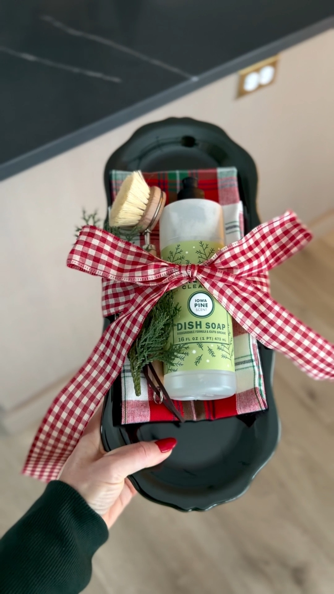 ♥️ Cute + easy gift idea for the hostess! Save for your next Christmas party. 

#holidaygifting #christmasgift #hostessgift 

#LTKFindsUnder50 #LTKHoliday #LTKGiftGuide