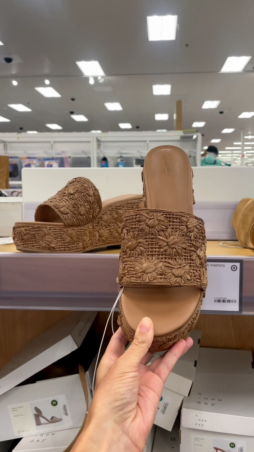 Magic words: new shoes on SALE ✨ Share with a friend who needs to see and follow me @showermeintarget for more @Target finds

#LTKSaleAlert #LTKSeasonal #LTKTravel