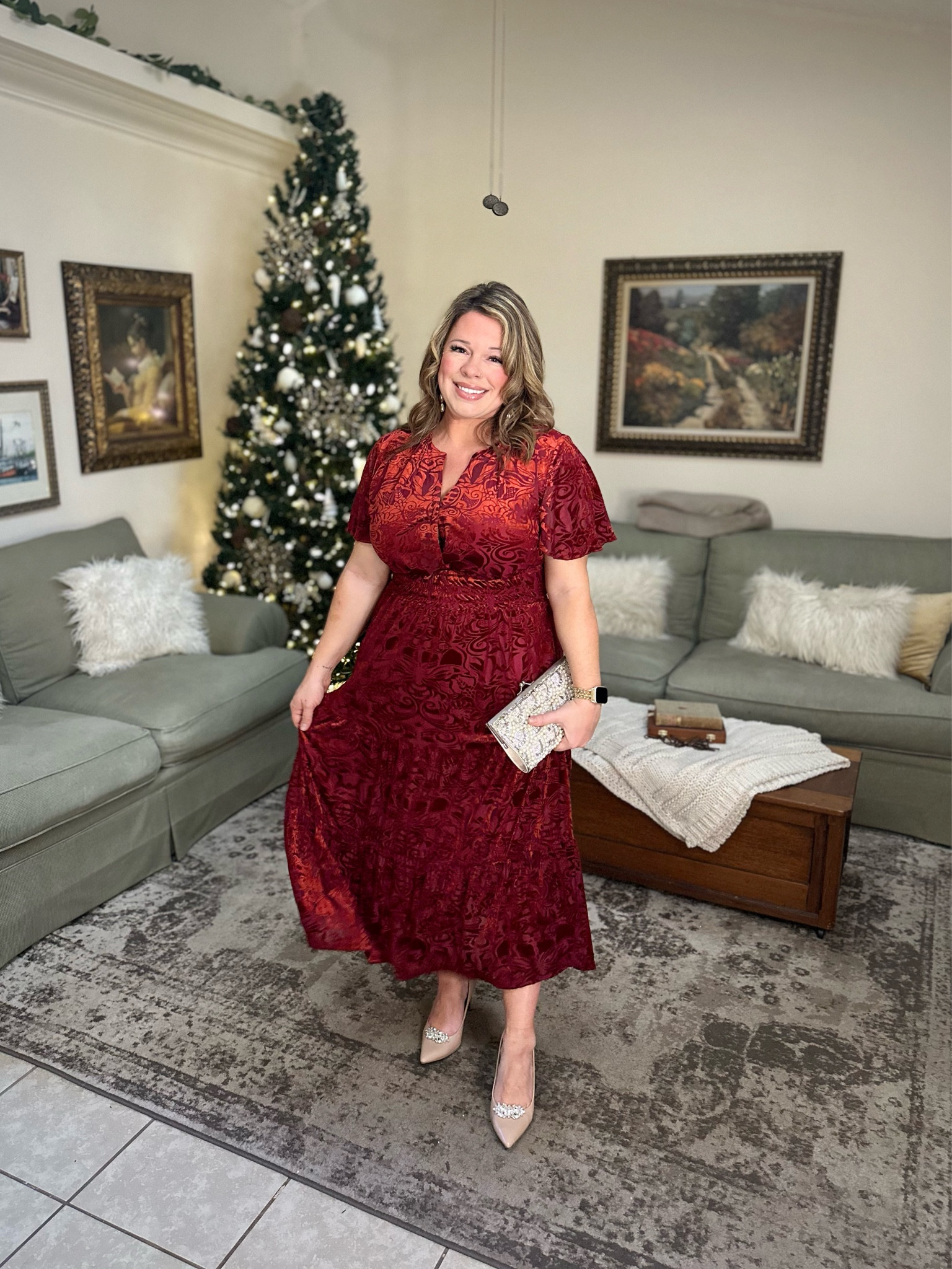 Satin dresses are so fun for winter. If you don’t have clothing with satin, velvet or faux fur/feather trim then you definitely need to add that to your winter wardrobe.


Faux fur clothing 
Feather dress
Satin dress
Velvet dresses
Maternity dress 
Winter dresses 
Holiday outfit inspiration

#LTKHoliday #LTKBump #LTKStyleTip