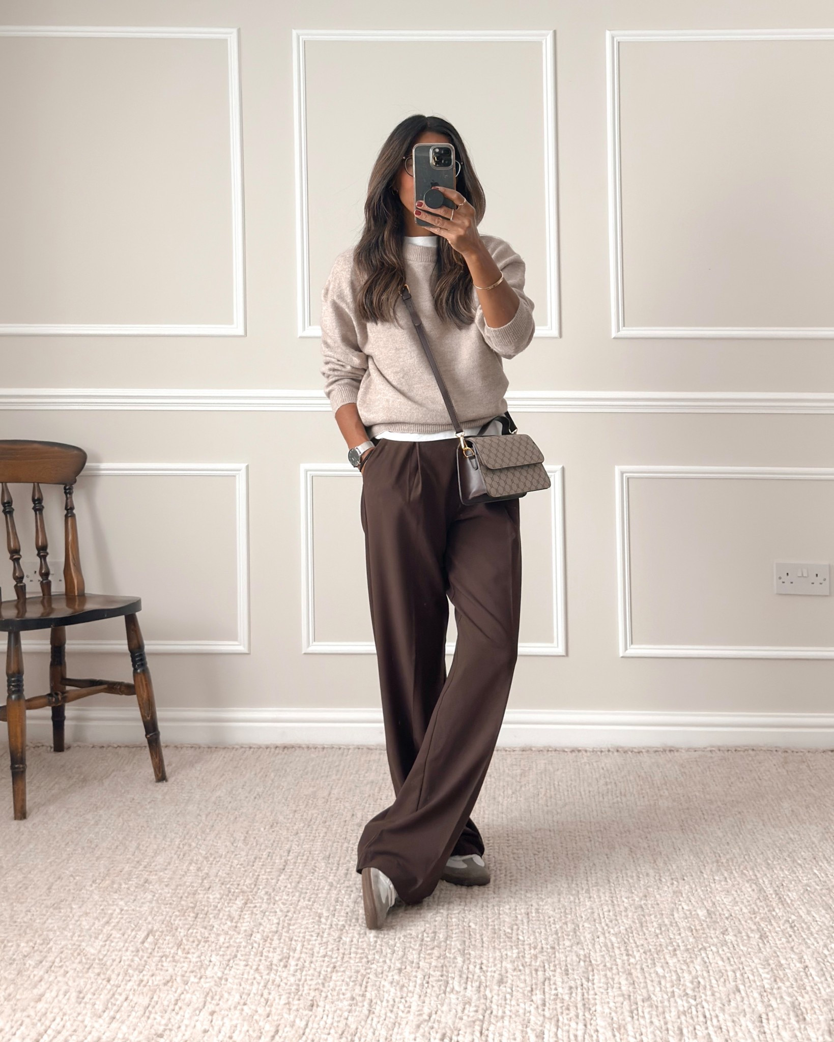 This look was one of your favourites from last year so I’ve tried to find pieces for you that are pretty much the same so you can replicate the same look. 

Jumper - wearing size small. Linking the exact same jumper but in a slightly different colour as mine seems to be no longer available. 

Trousers - for reference, I’m 5’5 and wearing a UK size 8. Linking a pair from H&M that look exactly like the ones I bought last year that have just come into stock (will link them as exact). I’d recommend getting these now to try as they sell out really fast. Wearing my normal size - UK size 8.

Also linking very similar pairs from Abercrombie & Stradivarius for you.



#LTKautumn 

#LTKuk