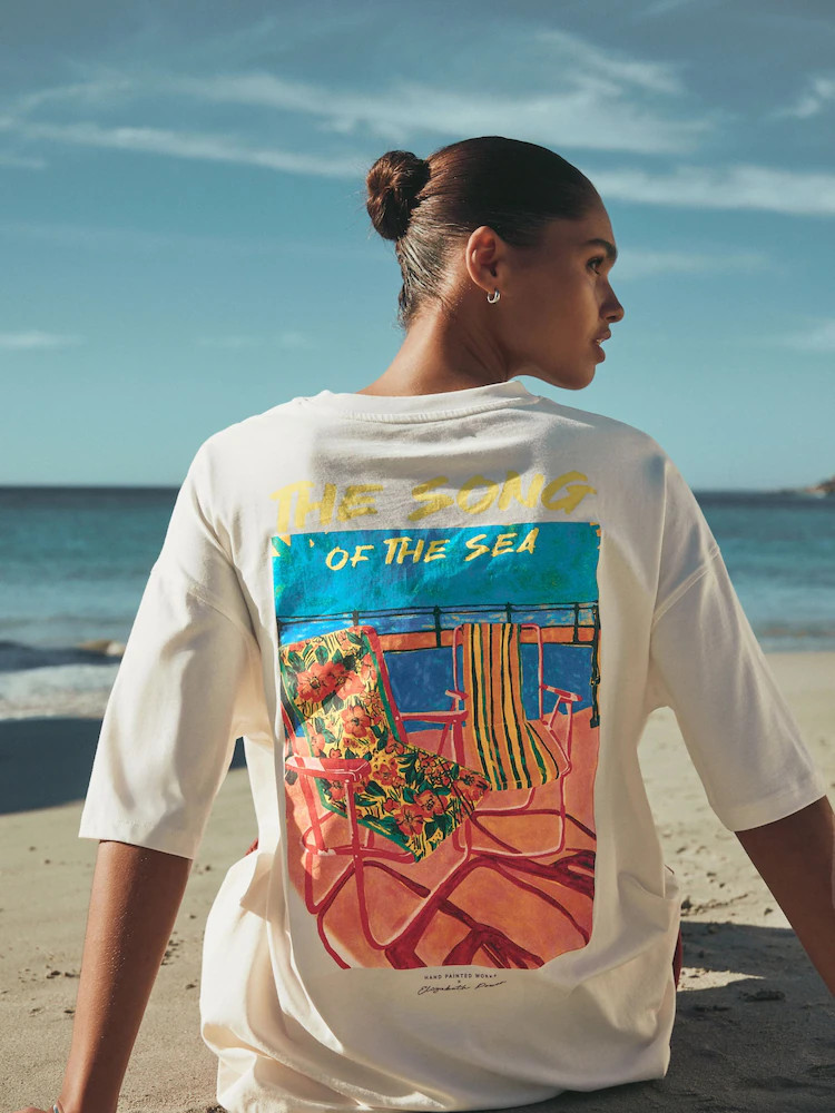 Yellow Official Elizabeth Powers Graphic Crew Neck T-Shirt | Next EU
