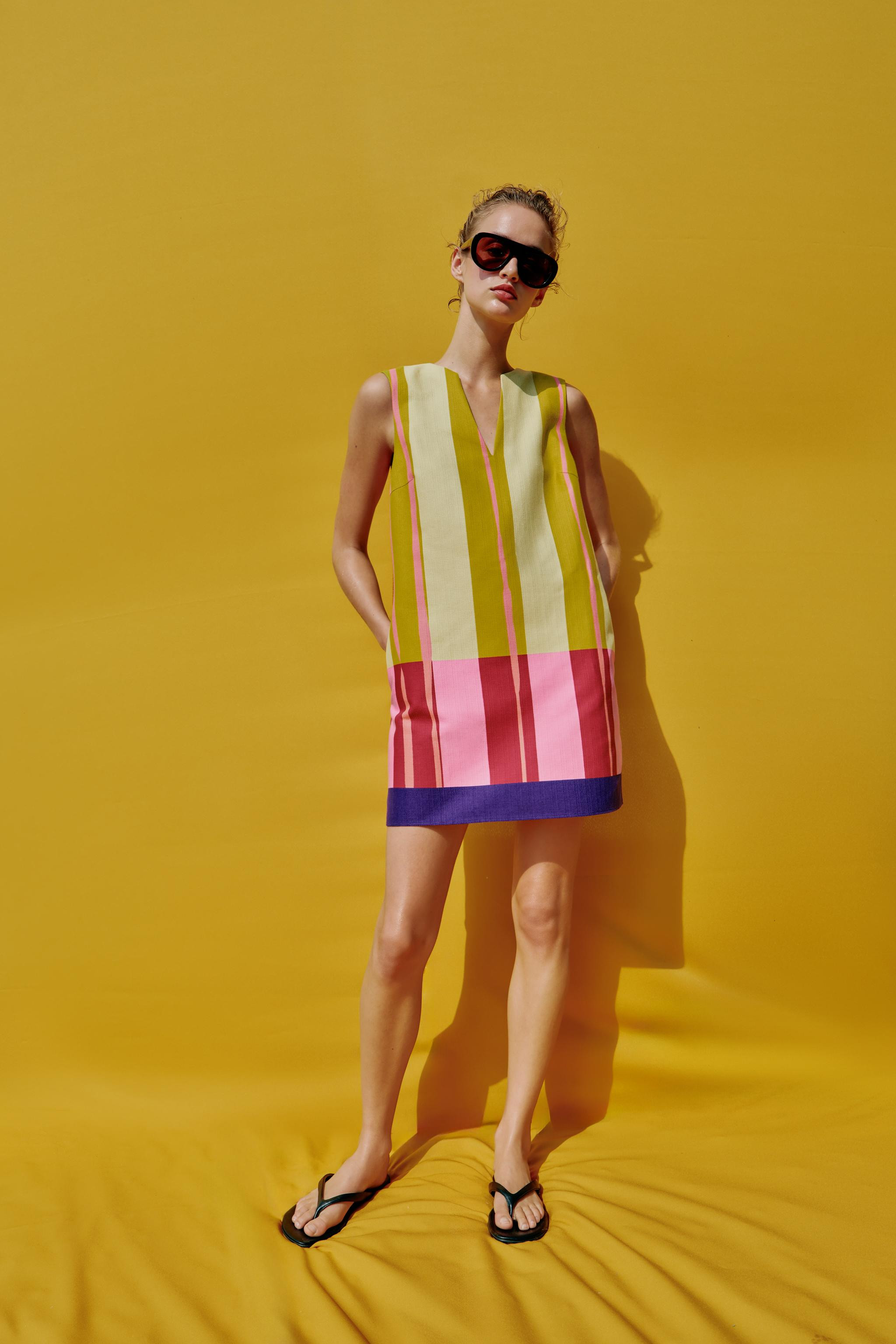 SHORT STRIPED DRESS | Zara US