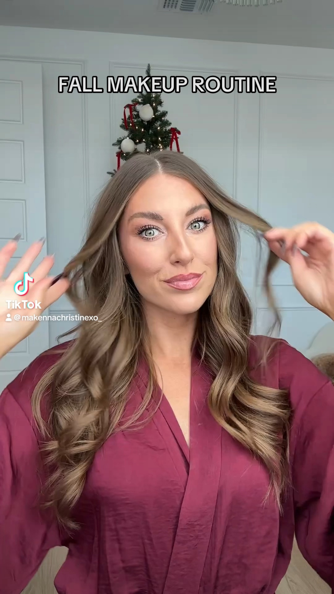 Today’s makeup!

Foundation: Light medium neutral 
DIBS desert duo: 2.5 and 5.5
Concealer: 5.25 and 1.5
Liquid blush: happy 
Powder bronzer: spiced chai 
Powder blush: kissed by the sun 
Highlight: fire crystal 
Lip liner: burnt sienna 
Lip oil; jam session 

Sephora sale!! 

#LTKSaleAlert #LTKBeauty #LTKHoliday #LTKGiftGuide