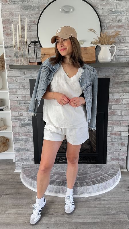 Sharing 30 days of comfy and casual spring transitional outfits and I know you’ll love them! I just got these two sets from @ekouaerofficial found on @amazonfashion! Both are so comfy and are perfect pieces to mix and match.

The perfect mom outfit, spring outfit idea, mom outfit idea, casual outfit idea, spring outfit, Amazon outfit, style over 30, matching set outfit idea, sneaker outfit idea, samba 

#momoutfit #momoutfits #dailyoutfits #dailyoutfitinspo #whattoweartoday #casualoutfitsdaily #momstyleinspo #styleover30 #sneakeroutfits
#springoutfits #springoutfitinspo #casualoutfitideas #momstyleinspo #pinterestinspired #pinterestfashion #founditonamazon #amazonfashionfinds 



#LTKSeasonal #LTKfindsunder50 #LTKfindsunder100