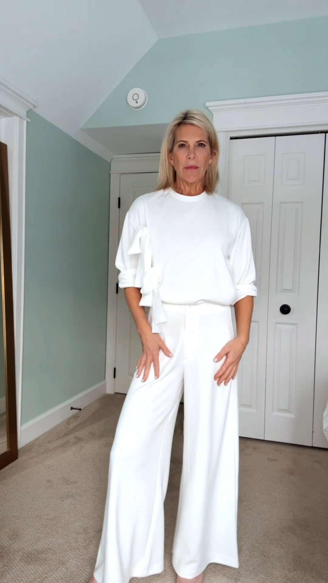 This is what “put-together comfy” actually looks like 🤍

Because not all lounge sets are created equal. Some are giving sleepwear. This one? She shows up.

The fabric is soft and cozy but not flimsy, and the fit is tailored just enough to look polished while still feeling relaxed. The pants are flowy and easy (no cling, no weird bunching), and the top is versatile enough to wear with jeans, layered under sweaters, or styled solo.

It’s one of those sets you’ll reach for… and then reach for again.

Rule of thumb? If you can wear it at home and out to dinner without changing, it’s a keeper. 

 #LTKootd #LTKBeauty #LTKTravel