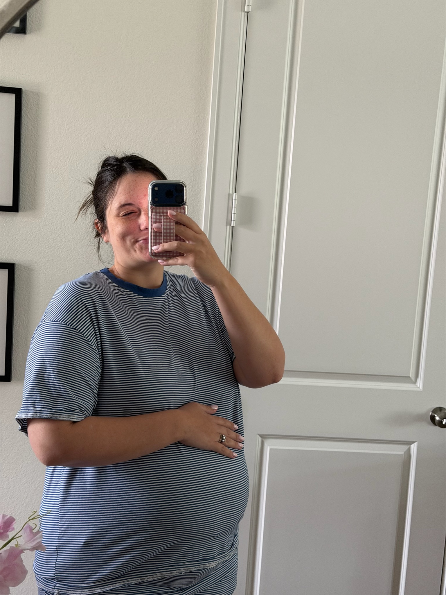 Love a good set, especially while I'm pregnant 💙 

 #LTKgrwm #LTKootd #LTKBump