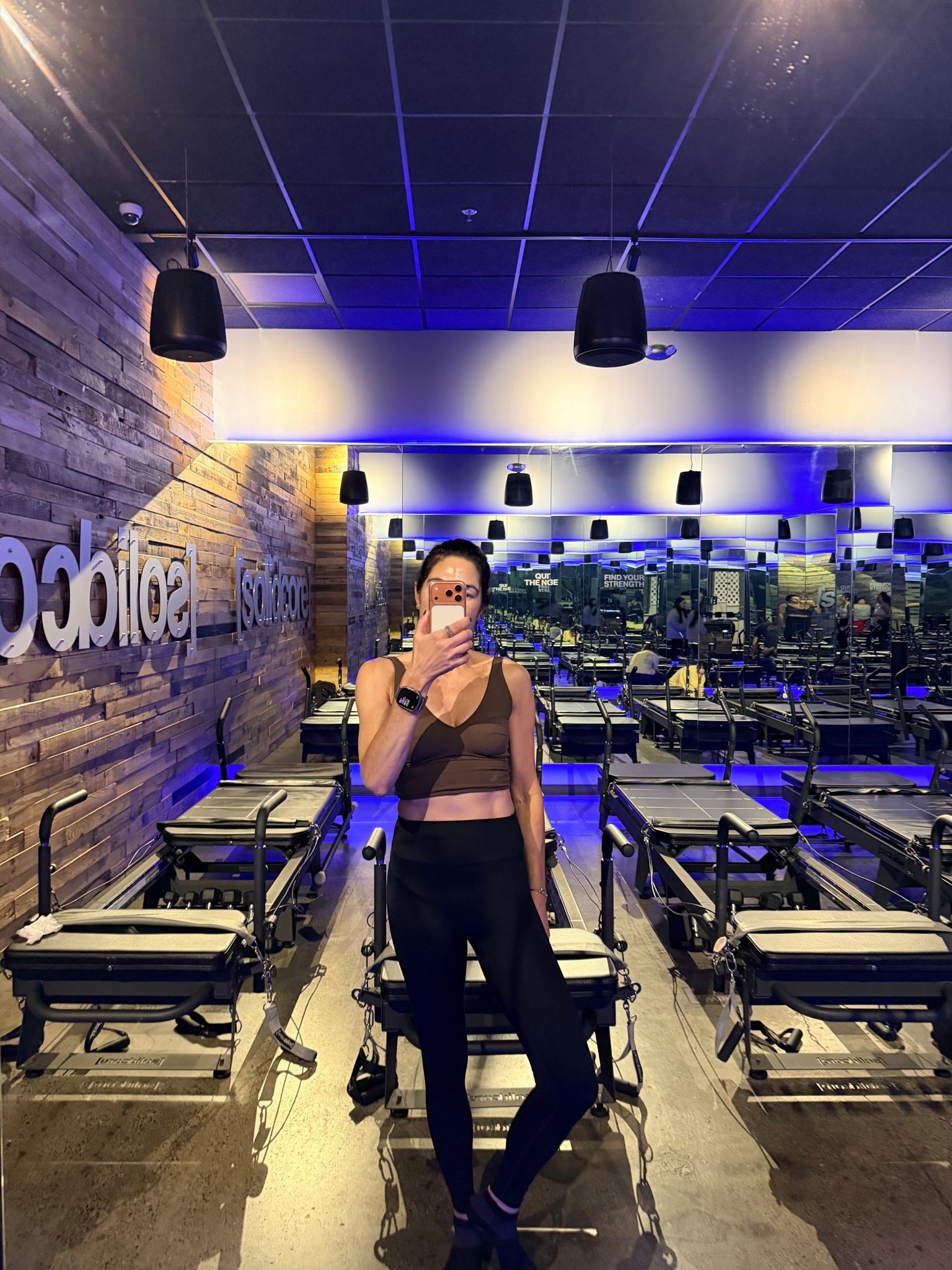 Working out with style in @skims.

#LTKmorningroutine #LTKdayinmylife #LTKfitnessgoals