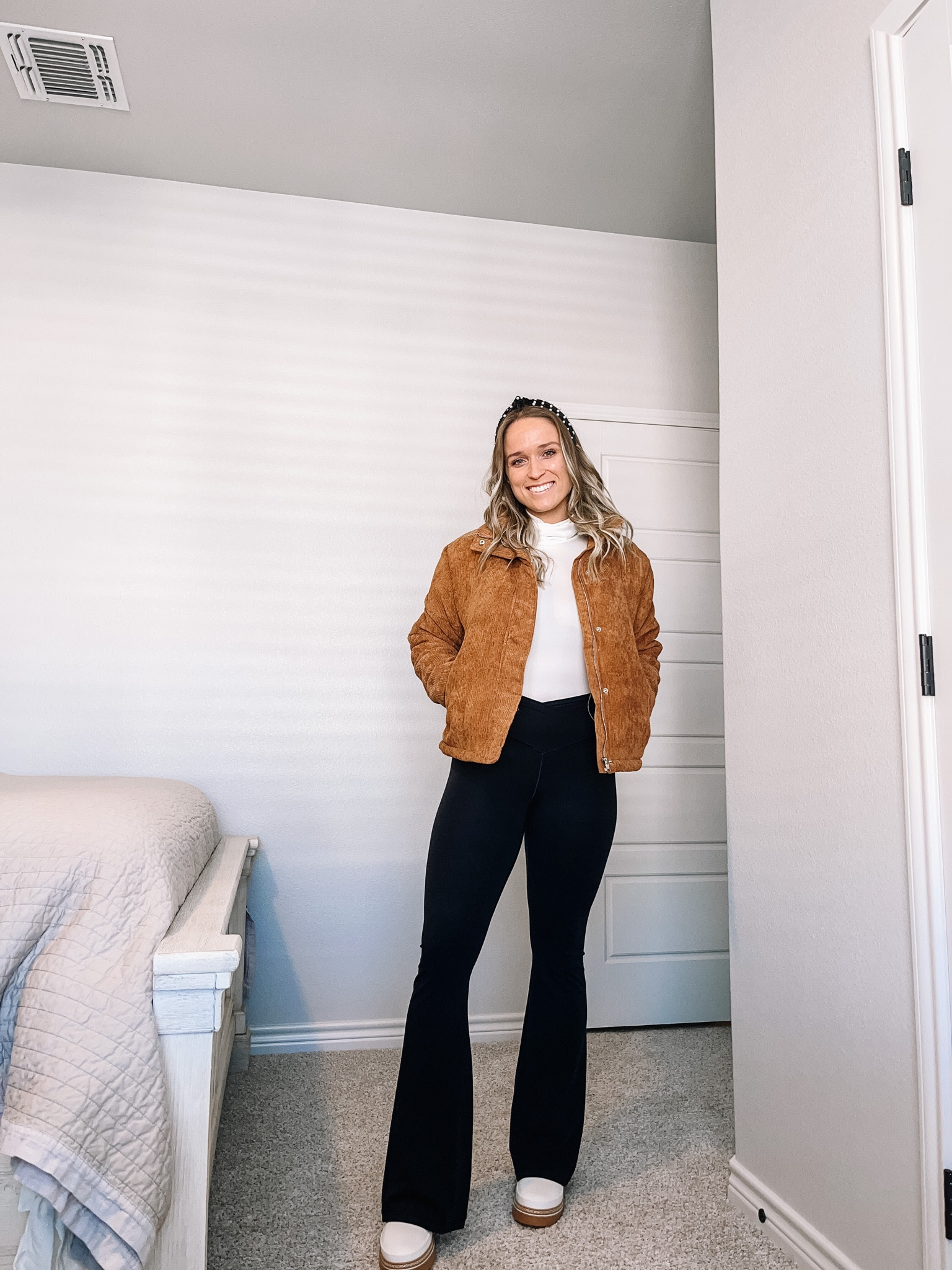 Flare leggings outfit puffer jacket outfit body suit outfit winter outfit 

#LTKsalealert #LTKstyletip #LTKshoecrush