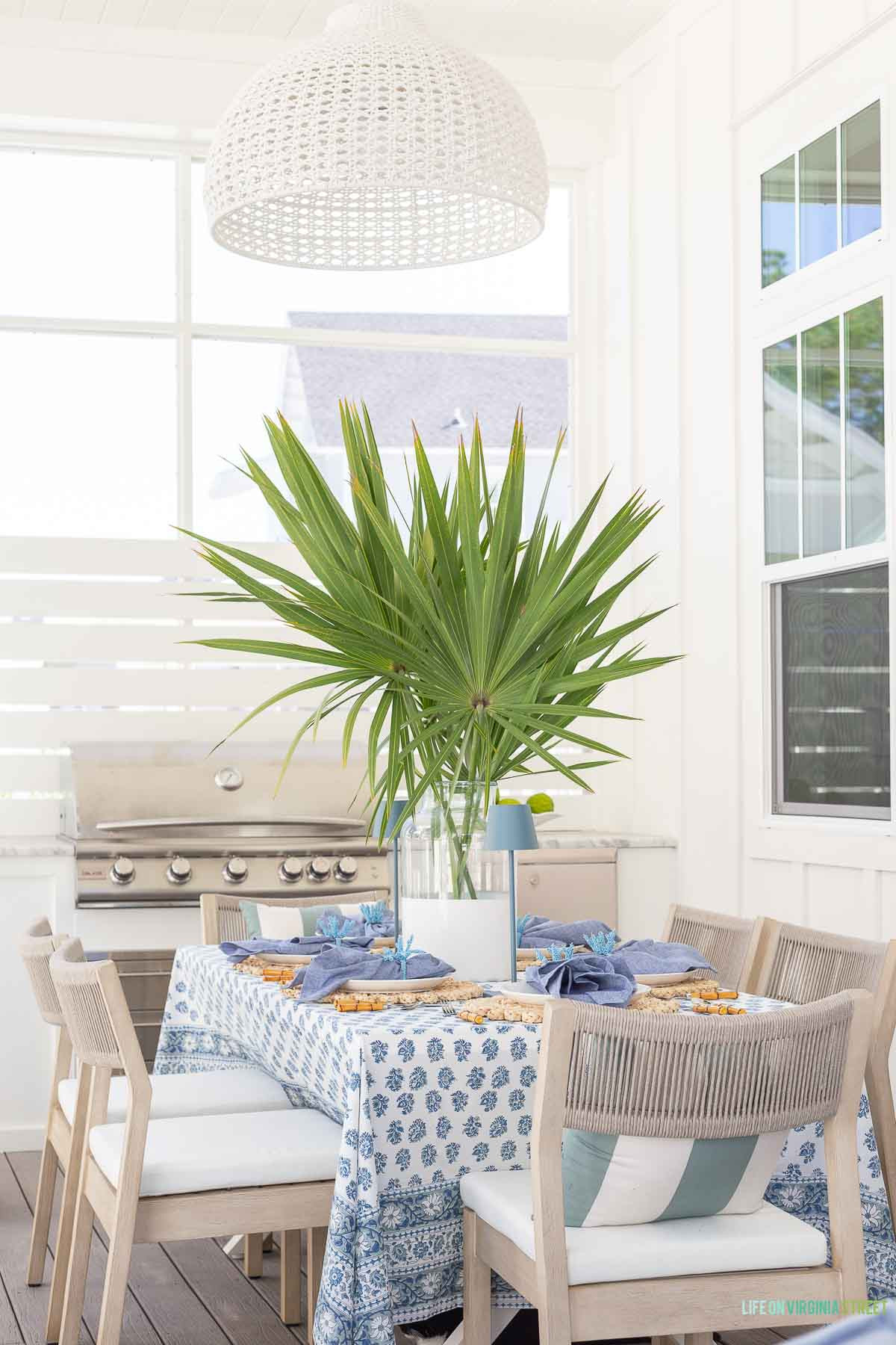 Outdoor patio summer tablescape 🙌🏻🙌🏻

#LTKdayinmylife #LTKSeasonal #LTKHome
