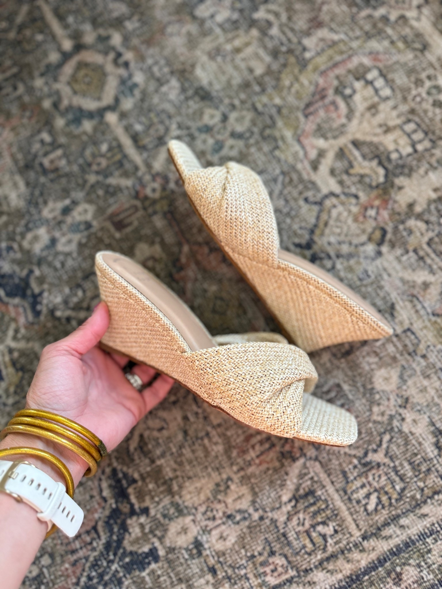 40% off today!!
Sandals, target 

#LTKootd #LTKSaleAlert #LTKSeasonal