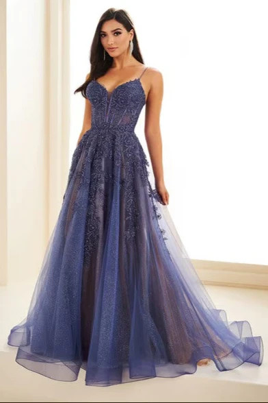 EW34036 - Ellie Wilde - Lady Black Tie | Lady Black Tie