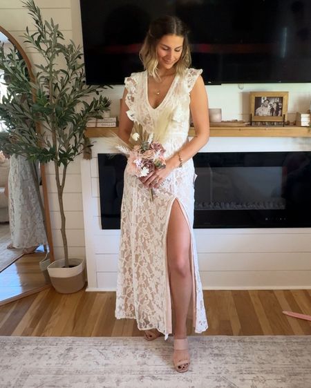 Wearing a small
5’8” & around 130-135lbs

Bride | bridal | bridal dress | engagement | elopement | white dress | shower dress | lace dress | wedding dress 

#LTKwedding 

#LTKSeasonal