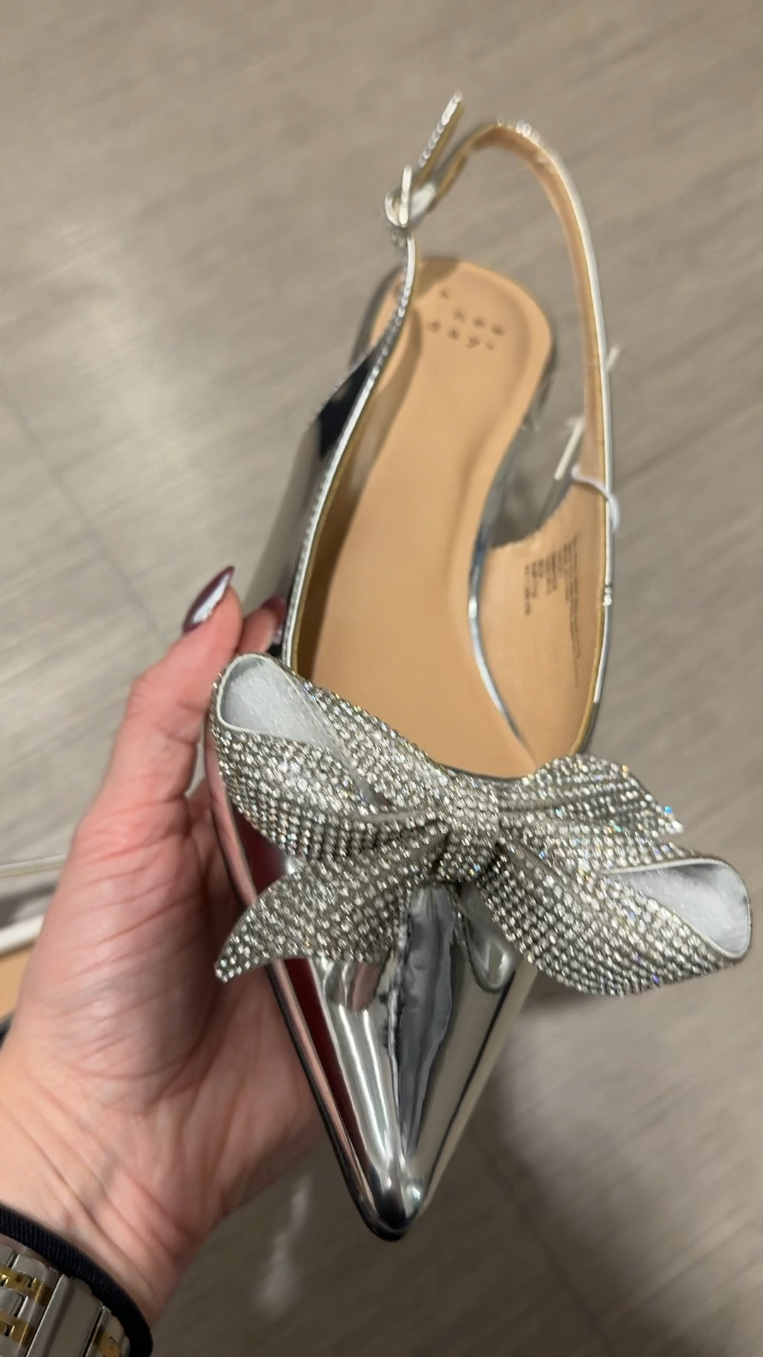 Holiday shoe game is so strong!  
*
#bow #target

#LTKShoeCrush #LTKFindsUnder50 #LTKHoliday