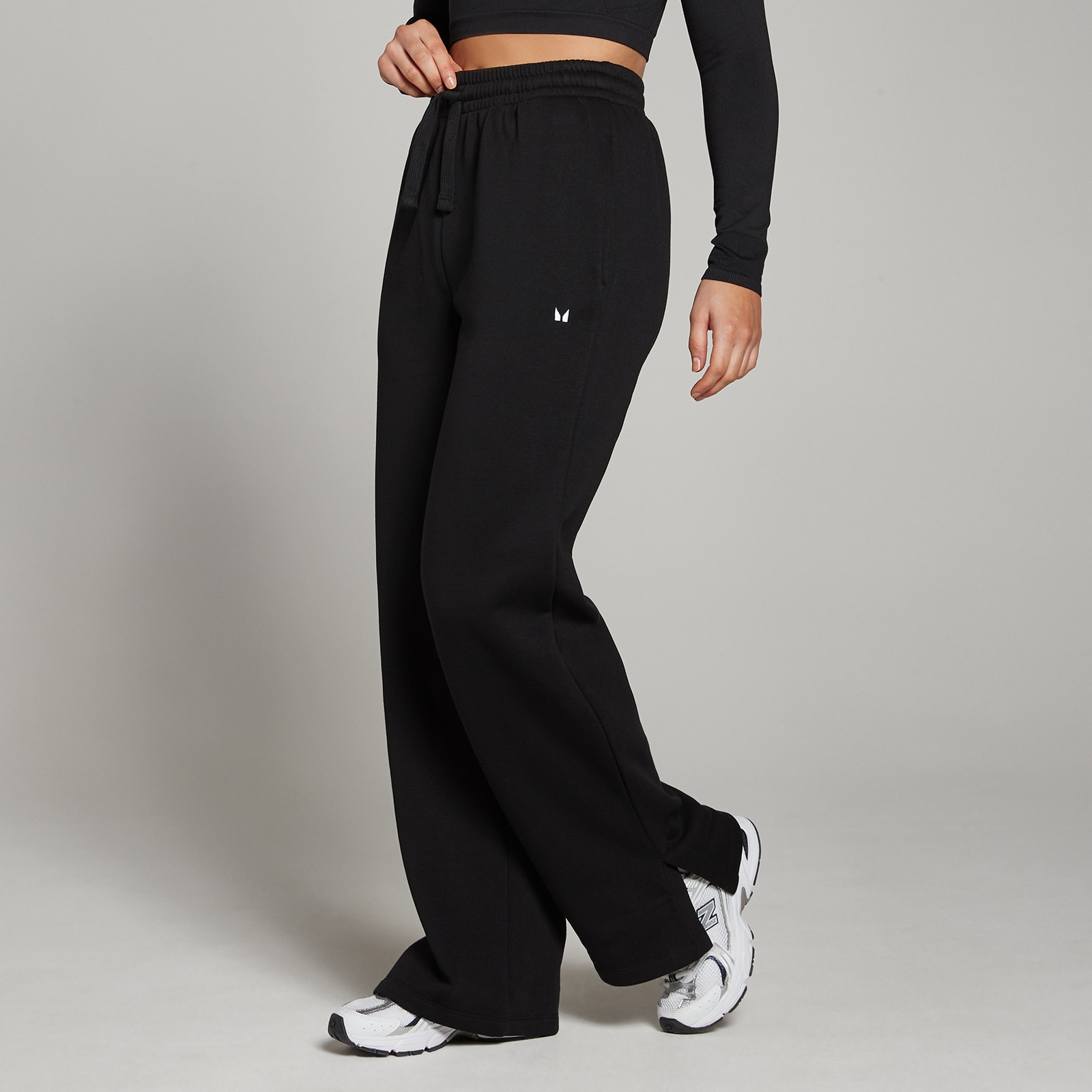 MP Women's Basics Straight Leg Joggers | Myprotein (US)