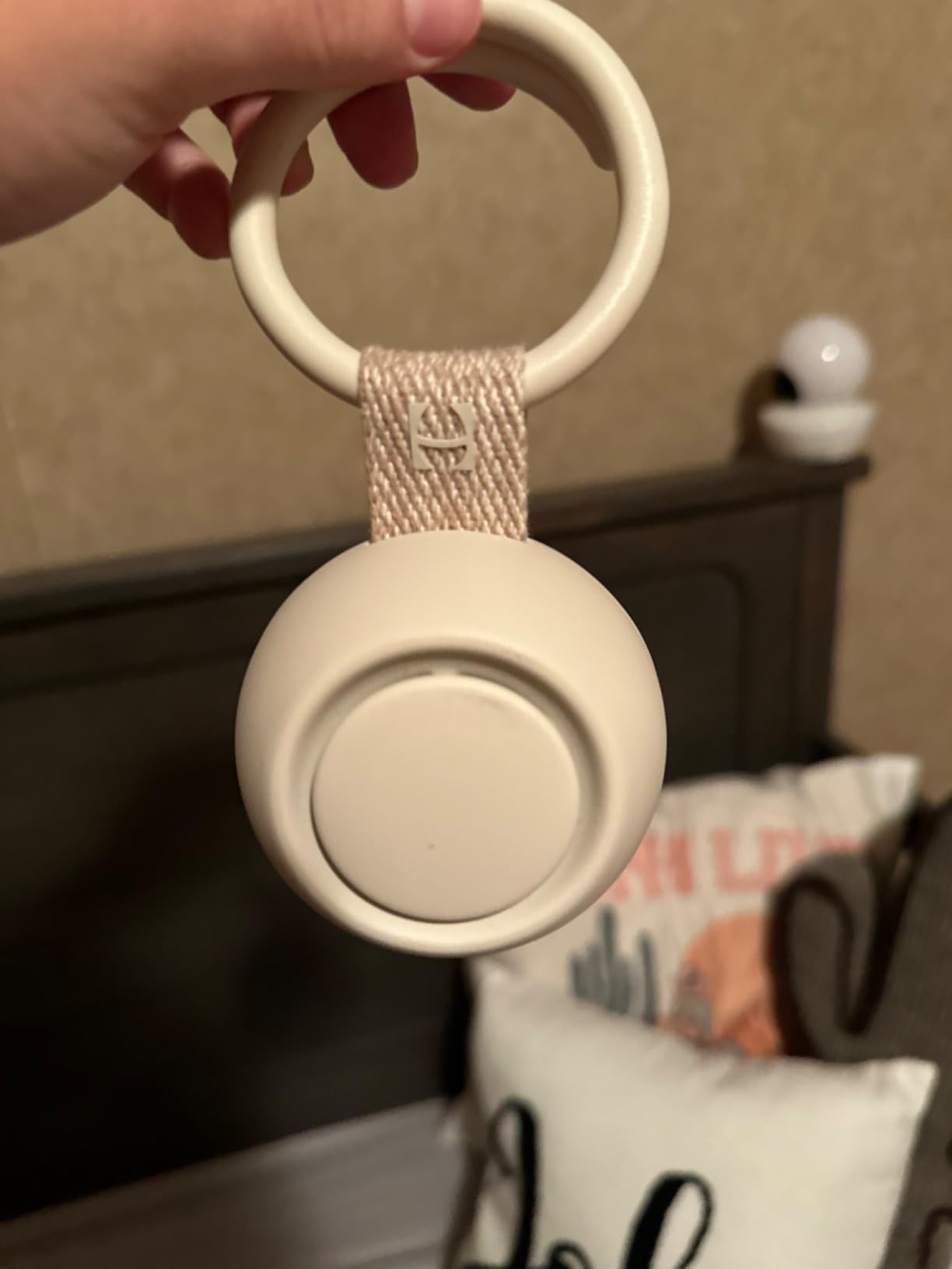 Hatch Rest Go | Portable Sound Machine for Babies and Kids | Baby Sleep Soother | 10 Soothing Sou... | Amazon (US)